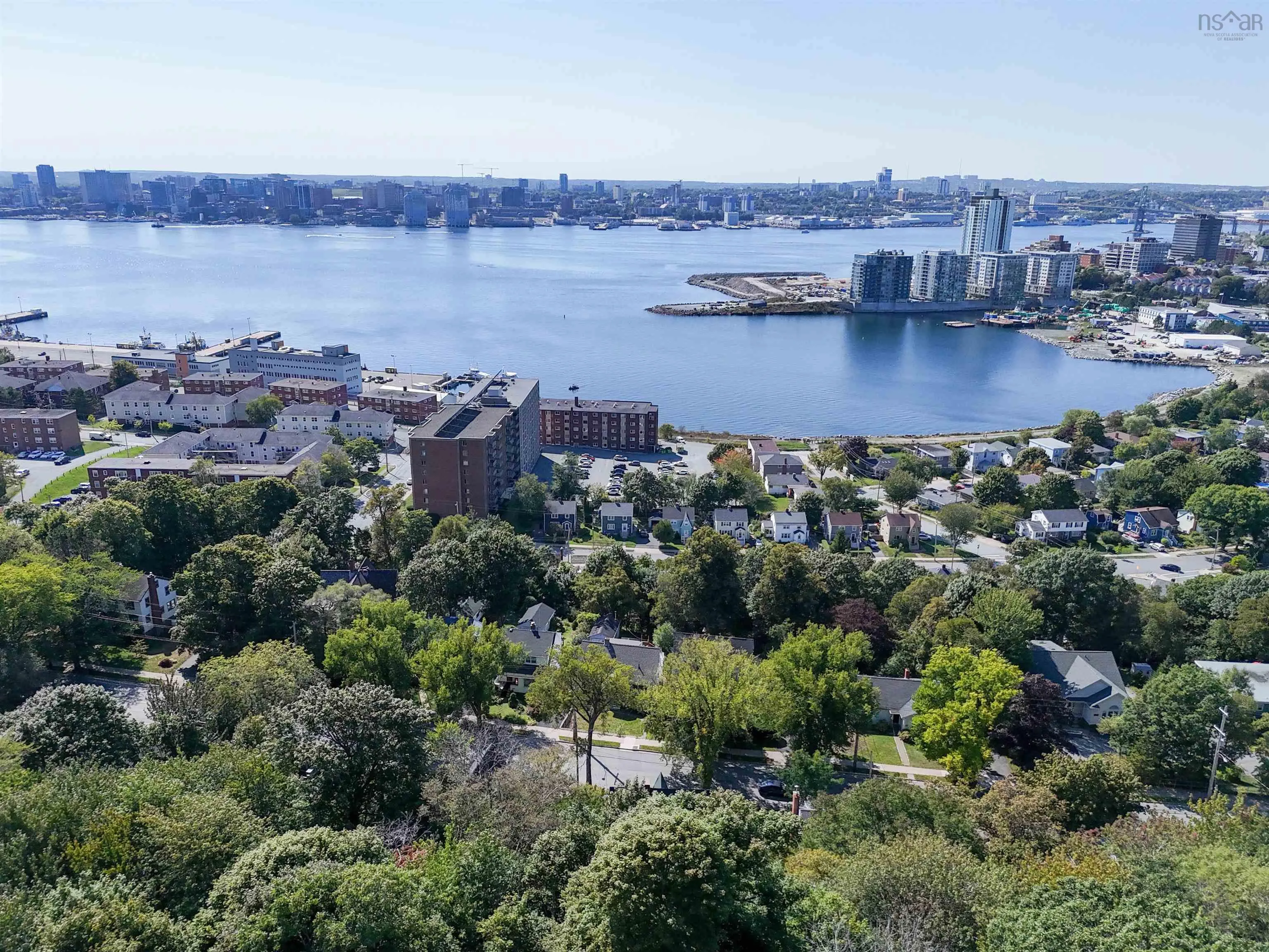 137 Pleasant, Dartmouth, NS B2Y 3P8, 3 Bedrooms Bedrooms, ,2 BathroomsBathrooms,Residential,For Sale,Pleasant,202523719