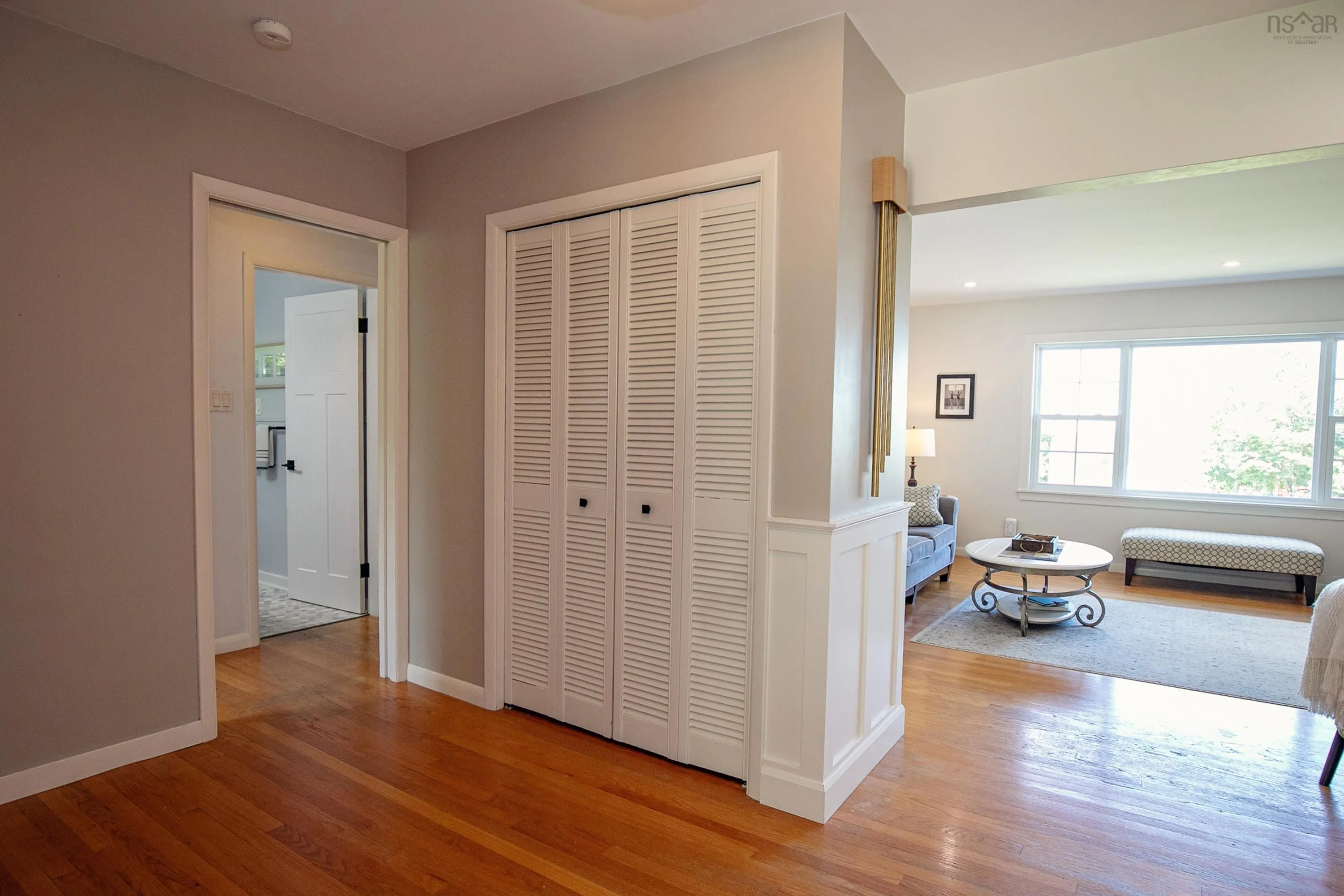 212 Victoria Street E, Amherst, NS B4H 1Y9, 4 Bedrooms Bedrooms, ,2 BathroomsBathrooms,Residential,For Sale,Victoria,202518515