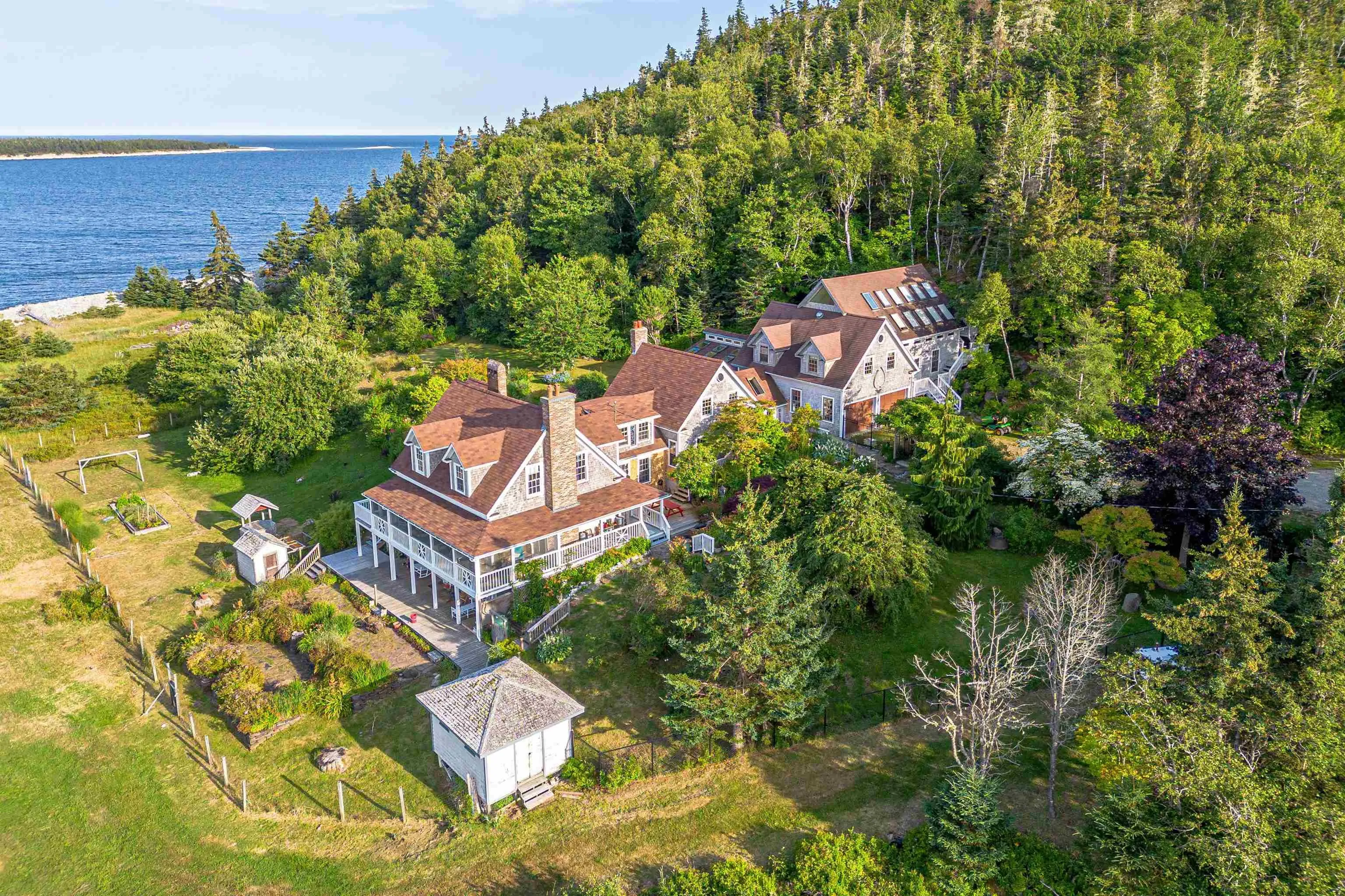 1618 Mcleans Lake Road, Port Lhebert, NS B0T 1V0, 5 Bedrooms Bedrooms, ,3 BathroomsBathrooms,Residential,For Sale,Mcleans Lake,202518886
