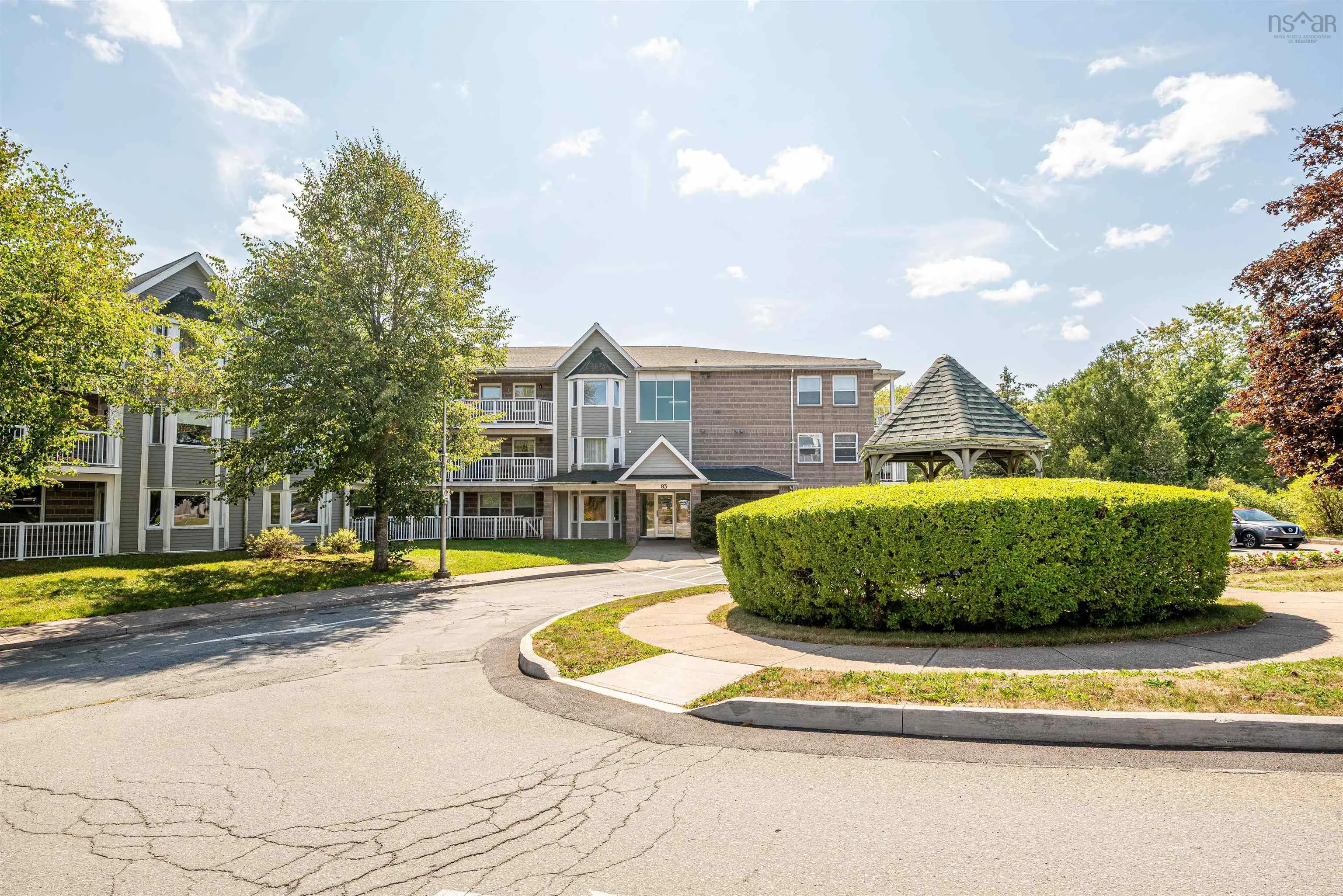 208-83 Kearney Lake Road, Halifax, NS B3M 4E6, 2 Bedrooms Bedrooms, ,1 BathroomBathrooms,Residential,For Sale,Kearney Lake,202522484