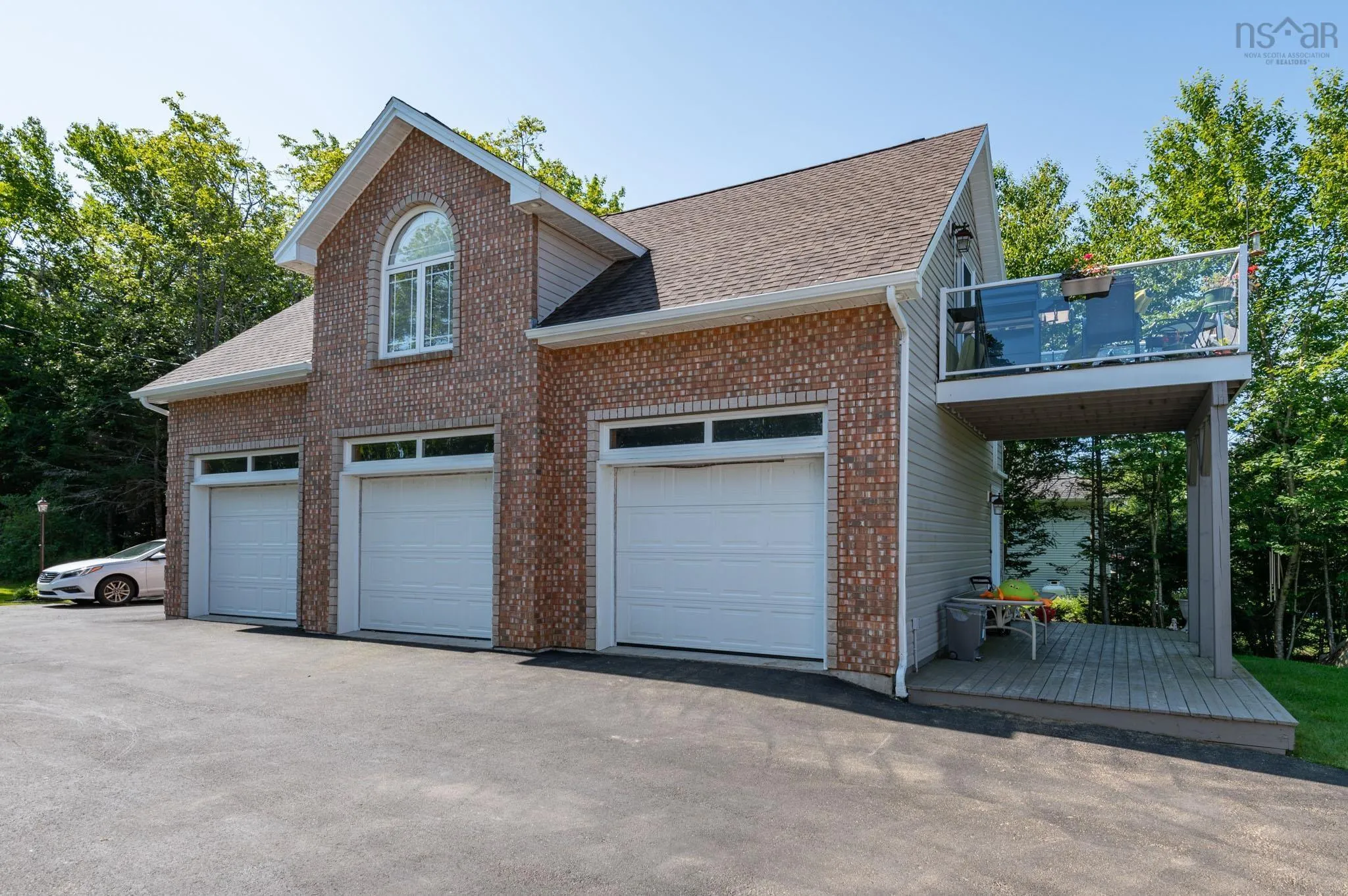 47 Long Lake Drive, Kingswood, NS B4B 1K6, 8 Bedrooms Bedrooms, ,6 BathroomsBathrooms,Residential,For Sale,Long Lake,202522521