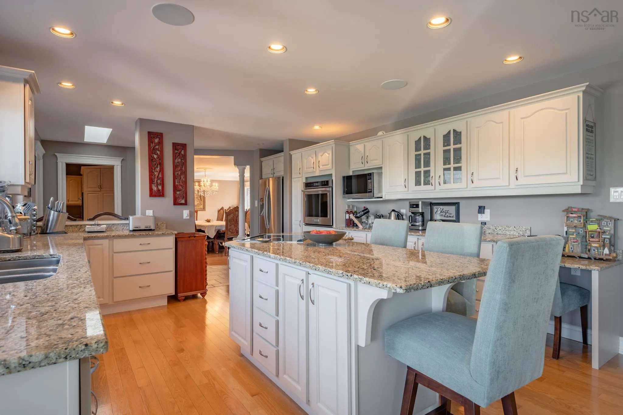 47 Long Lake Drive, Kingswood, NS B4B 1K6, 8 Bedrooms Bedrooms, ,6 BathroomsBathrooms,Residential,For Sale,Long Lake,202522521