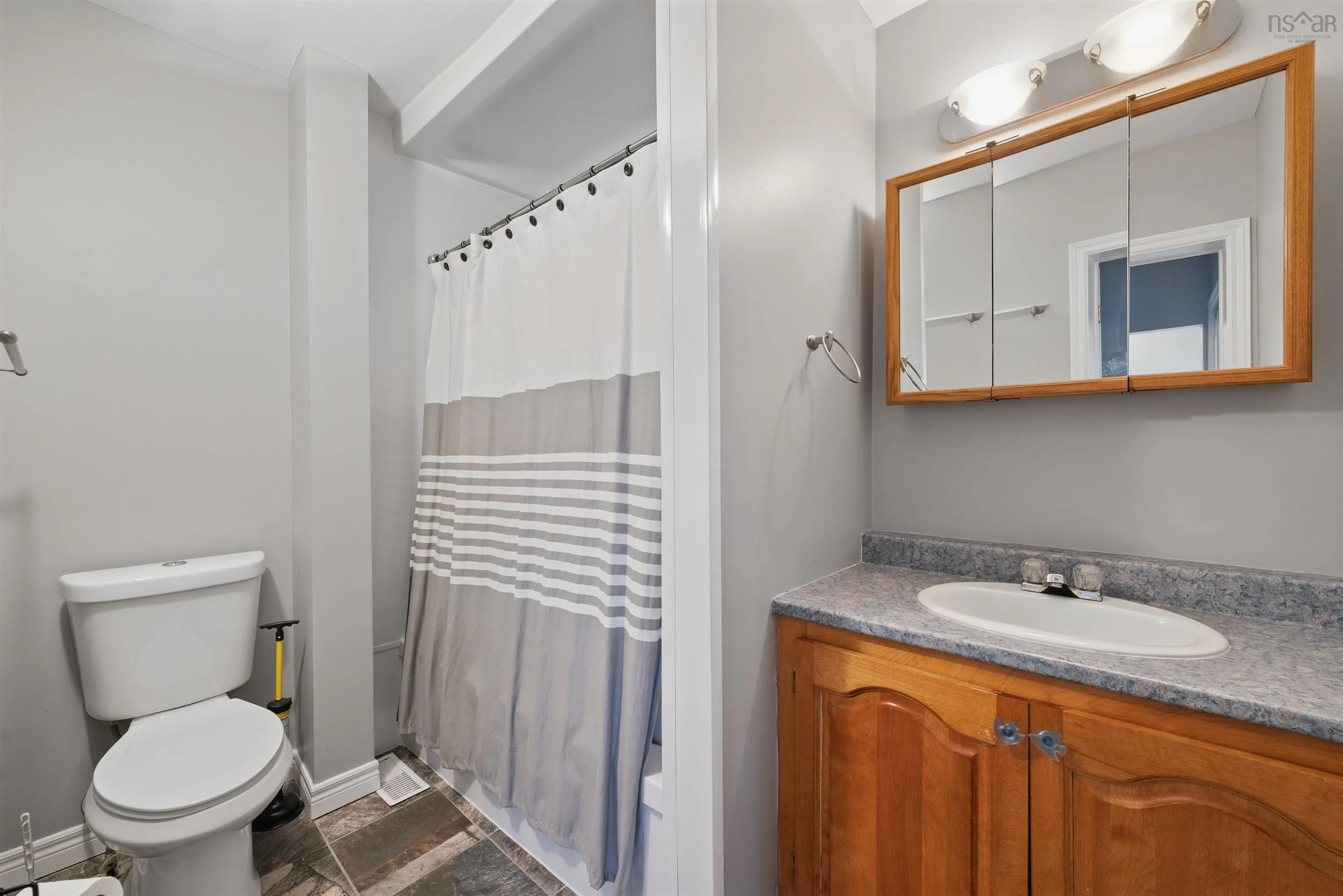 5526 Charles Street, Halifax, NS B3K 1K2, 3 Bedrooms Bedrooms, ,2 BathroomsBathrooms,Residential,For Sale,Charles,202520713