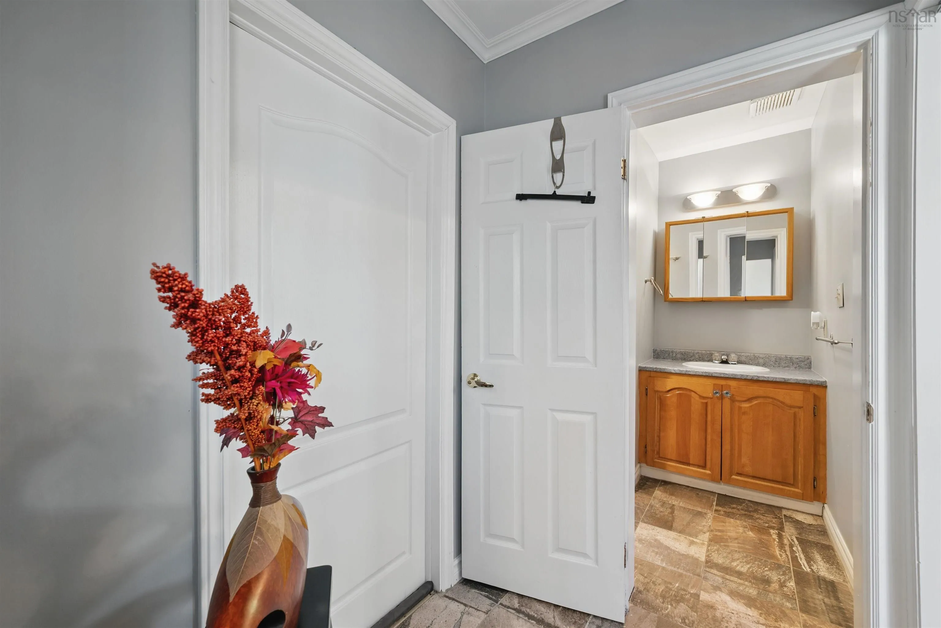 5526 Charles Street, Halifax, NS B3K 1K2, 3 Bedrooms Bedrooms, ,2 BathroomsBathrooms,Residential,For Sale,Charles,202520713