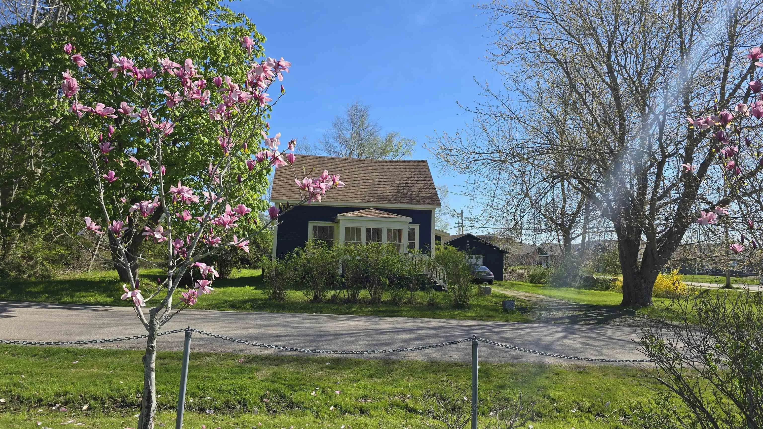 62 Chapel Street, Annapolis Royal Ns B0s 1a0, 2 Bedrooms Bedrooms, ,2 BathroomsBathrooms,Residential,For Sale,Chapel,202506211