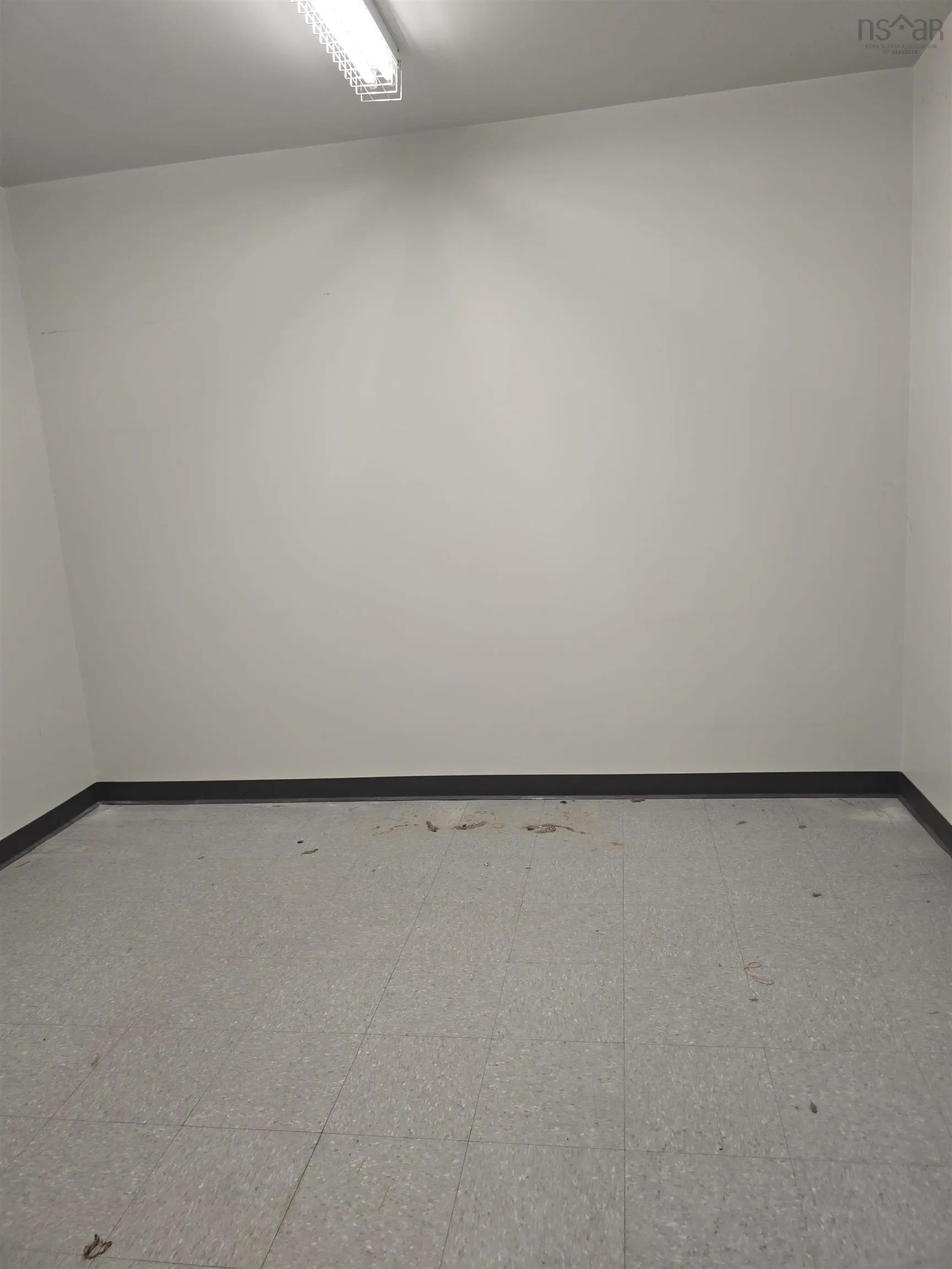183 Main Street, Liverpool Ns B0t 1k0, ,Commercial Sale,For Sale,Main,202508503