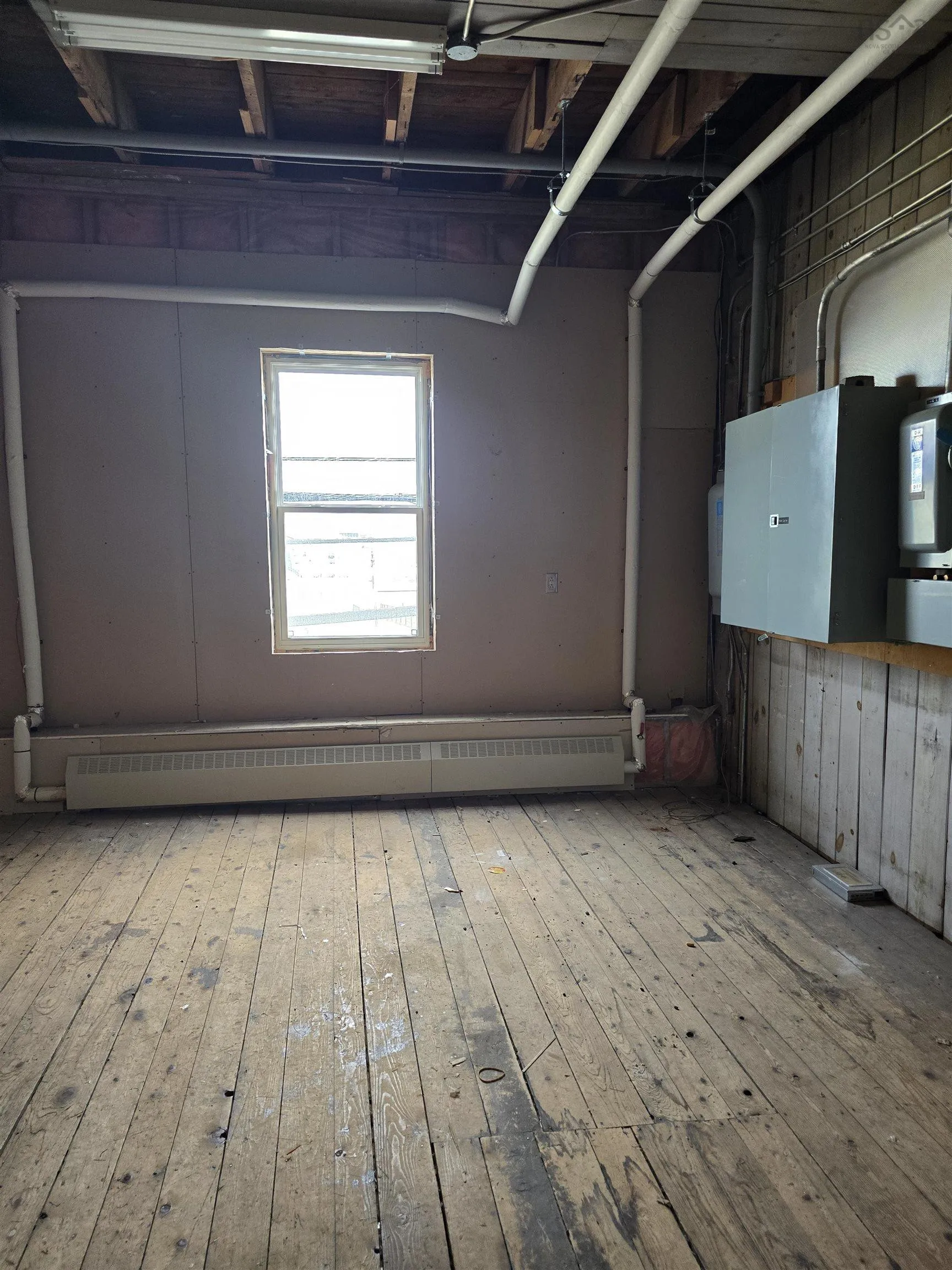 183 Main Street, Liverpool Ns B0t 1k0, ,Commercial Sale,For Sale,Main,202508503