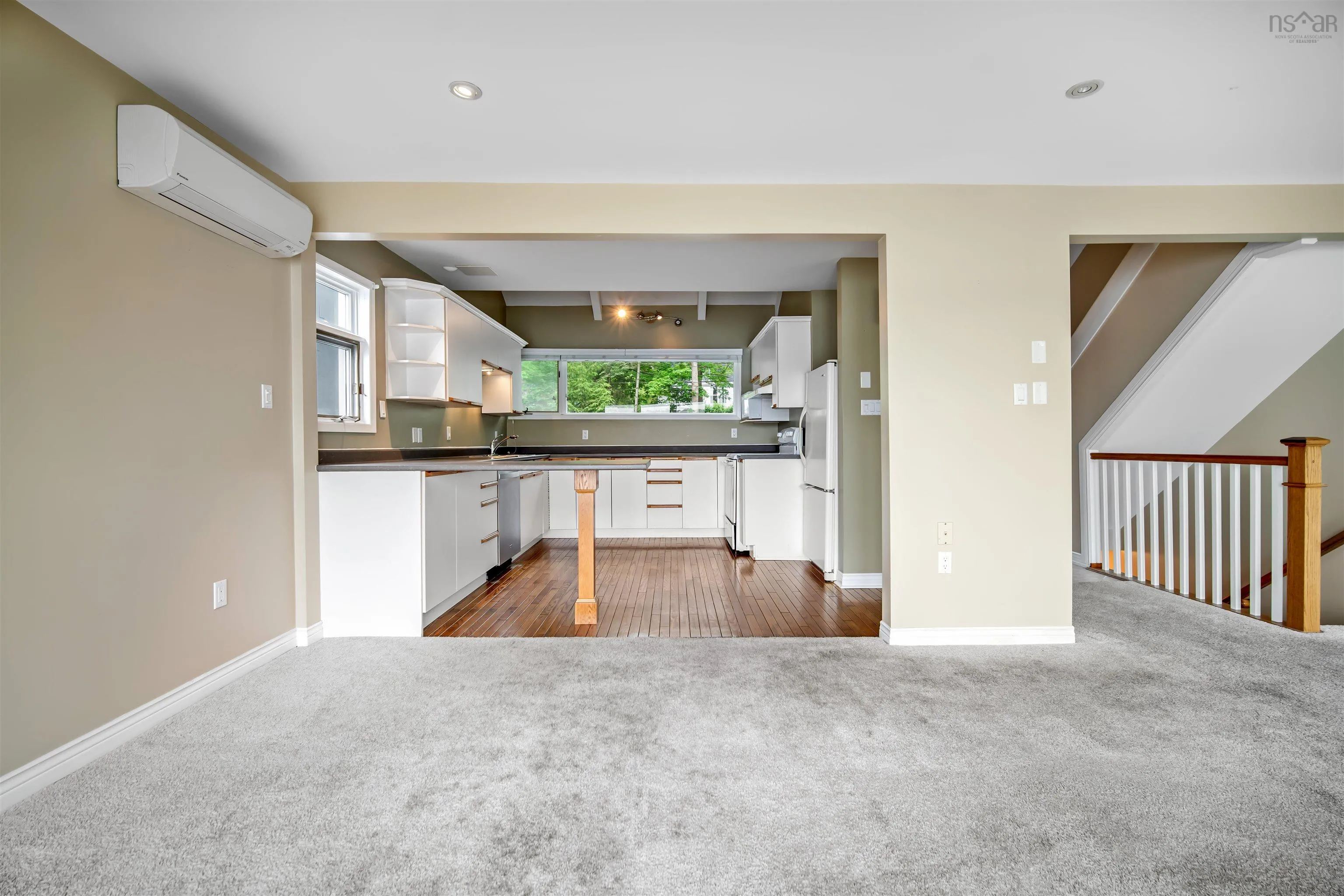 353 1 Shore Drive, Bedford, NS B4A 2C7, 2 Bedrooms Bedrooms, ,2 BathroomsBathrooms,Residential,For Sale,Shore,202515693