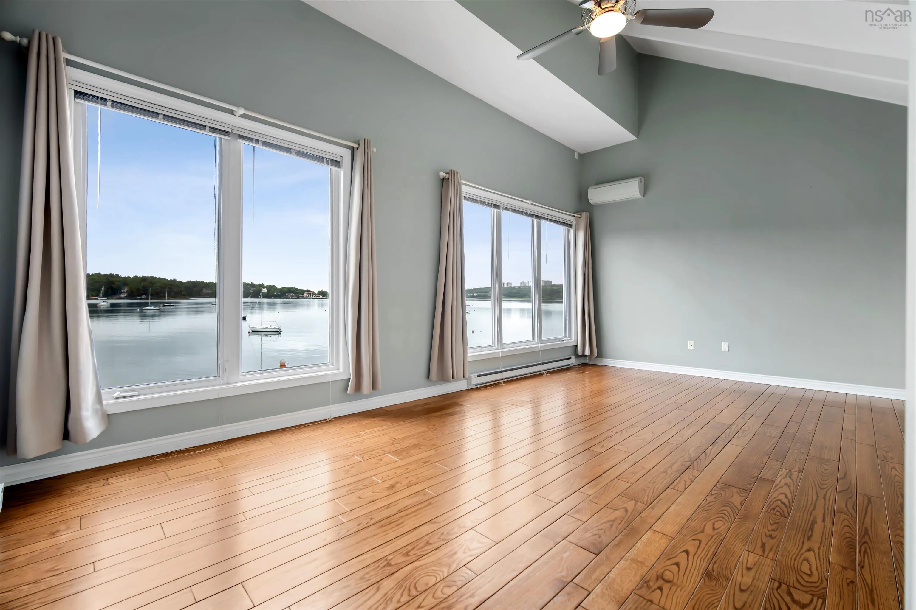 353 1 Shore Drive, Bedford, NS B4A 2C7, 2 Bedrooms Bedrooms, ,2 BathroomsBathrooms,Residential,For Sale,Shore,202515693