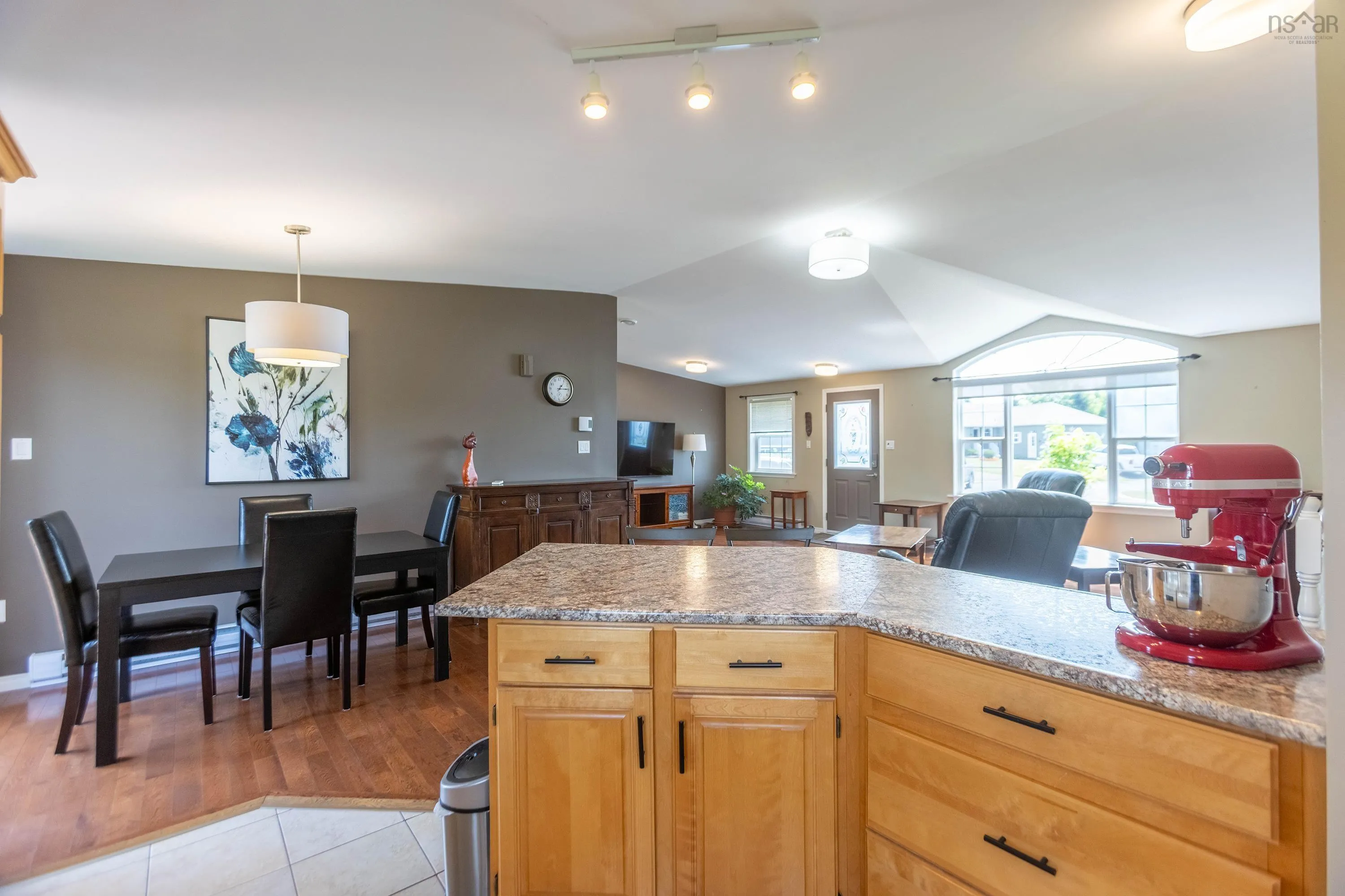 10 Garden Court, Amherst, NS B4H 4R8, 2 Bedrooms Bedrooms, ,2 BathroomsBathrooms,Residential,For Sale,Garden,202518028