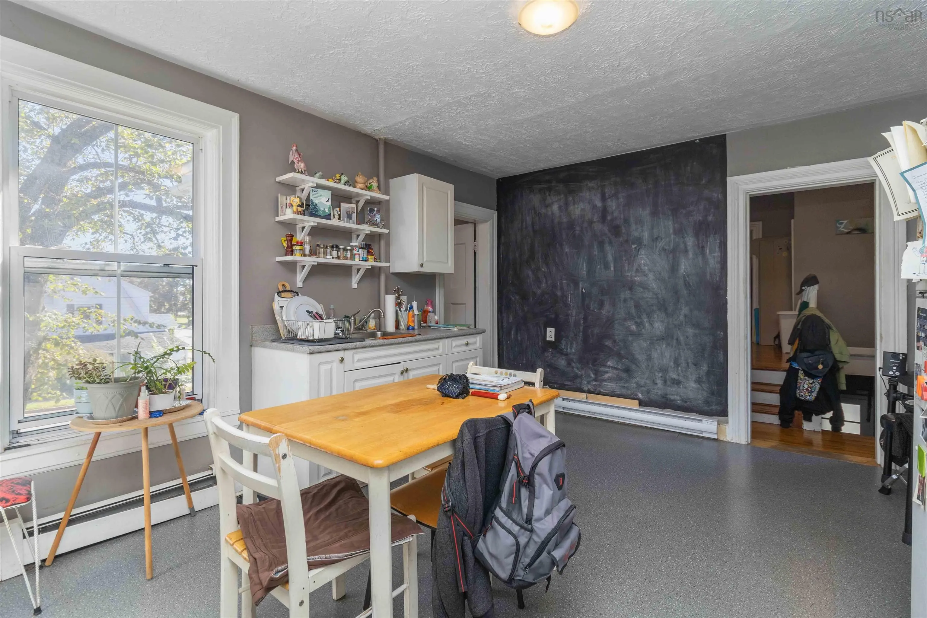 132 Victoria Road, Dartmouth, NS B3A 1V6, 4 Bedrooms Bedrooms, ,Residential Income,For Sale,Victoria,202524692