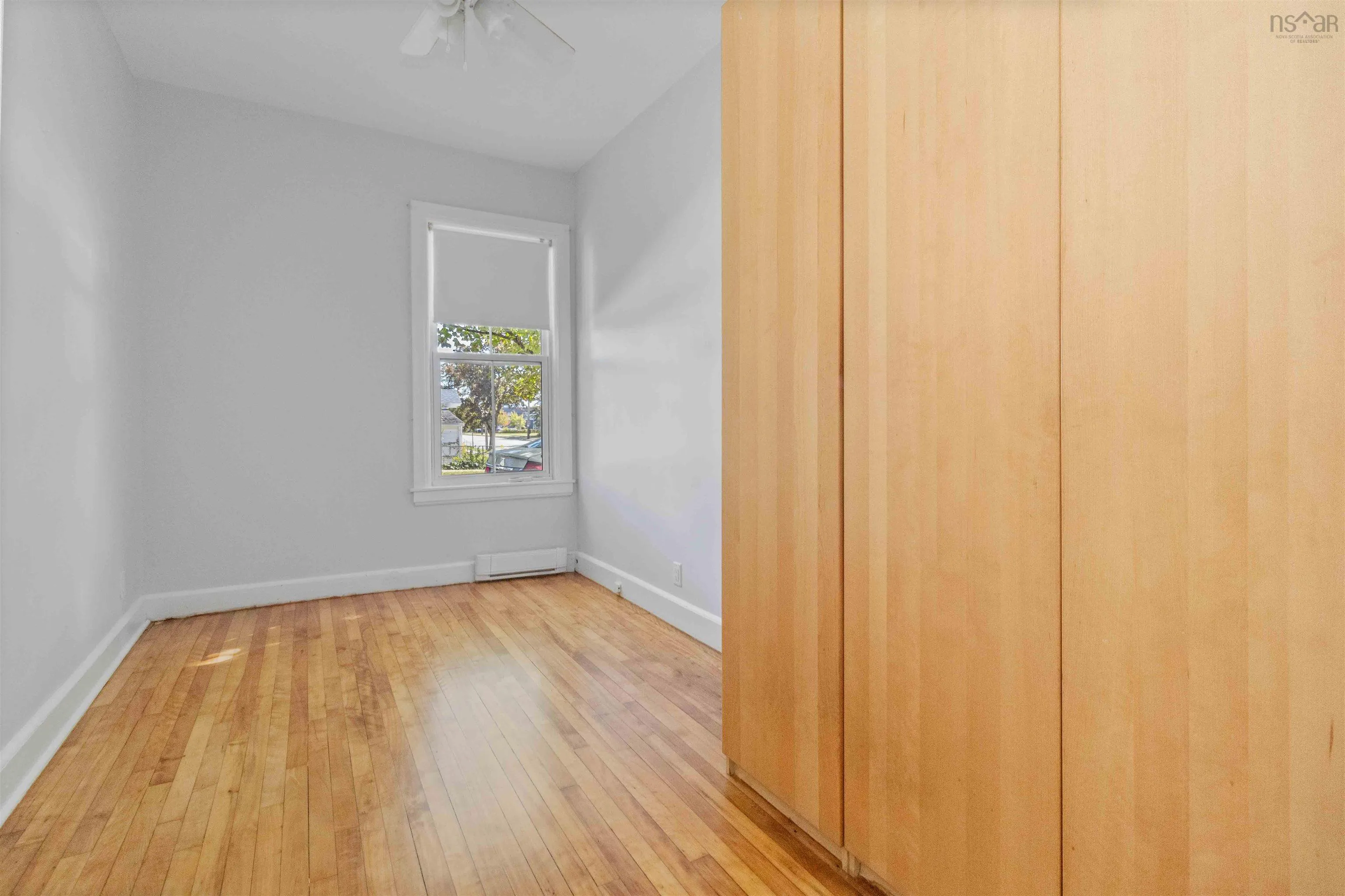 132 Victoria Road, Dartmouth, NS B3A 1V6, 4 Bedrooms Bedrooms, ,Residential Income,For Sale,Victoria,202524692