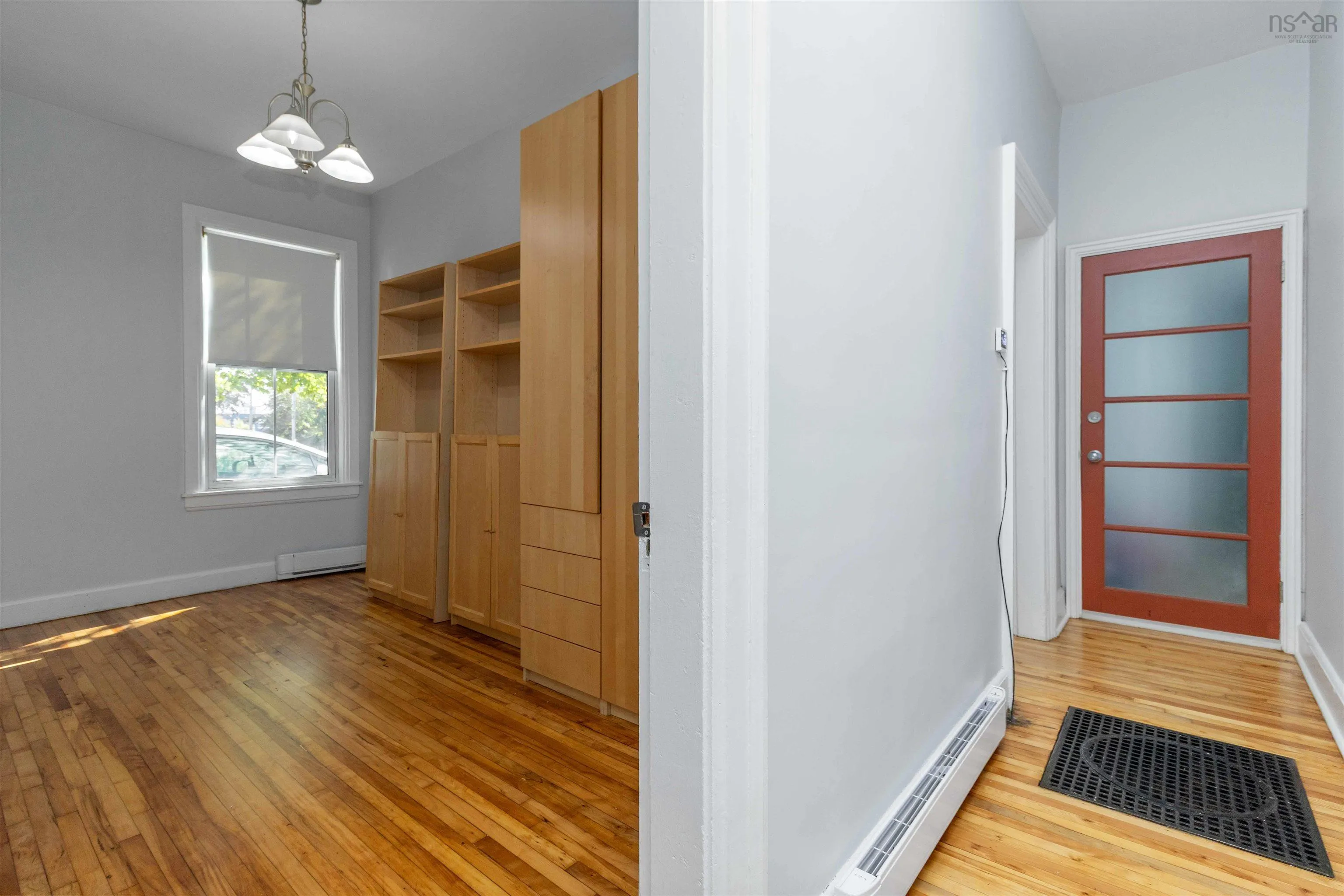 132 Victoria Road, Dartmouth, NS B3A 1V6, 4 Bedrooms Bedrooms, ,Residential Income,For Sale,Victoria,202524692