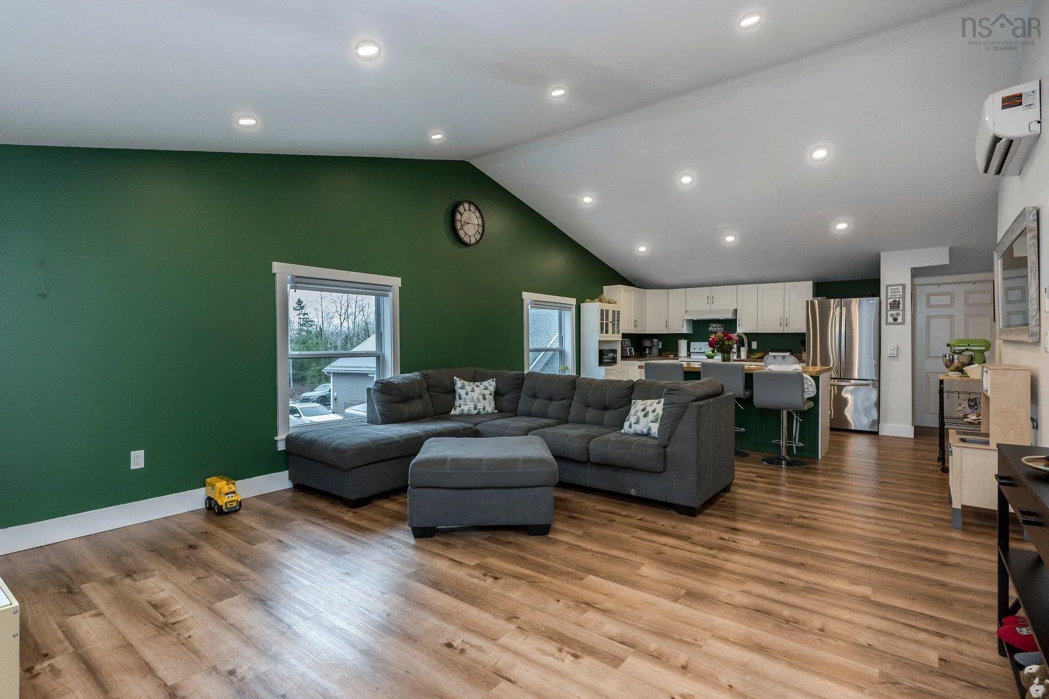 206 Monte Vista Road, Enfield Ns B2t 1h9, 3 Bedrooms Bedrooms, ,3 BathroomsBathrooms,Residential,For Sale,Monte Vista,202506949