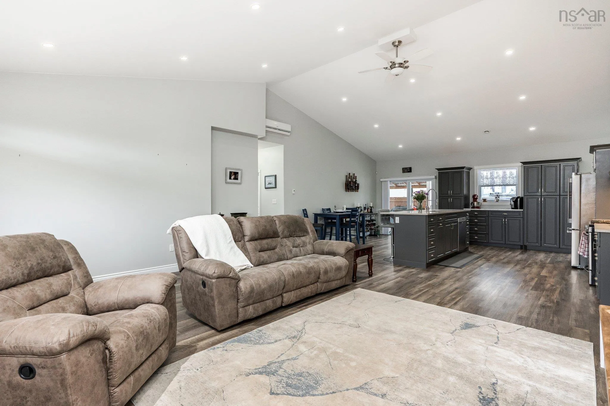 206 Monte Vista Road, Enfield Ns B2t 1h9, 3 Bedrooms Bedrooms, ,3 BathroomsBathrooms,Residential,For Sale,Monte Vista,202506949
