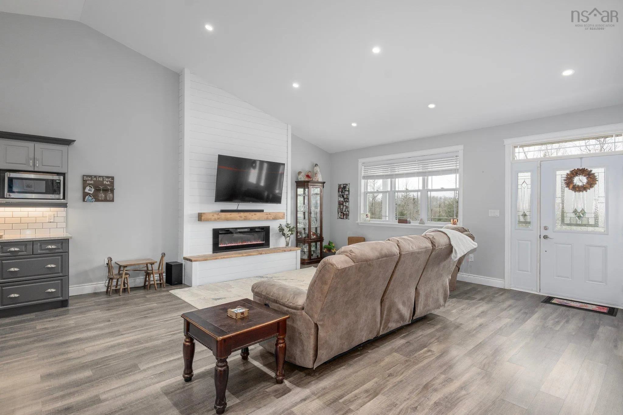 206 Monte Vista Road, Enfield Ns B2t 1h9, 3 Bedrooms Bedrooms, ,3 BathroomsBathrooms,Residential,For Sale,Monte Vista,202506949