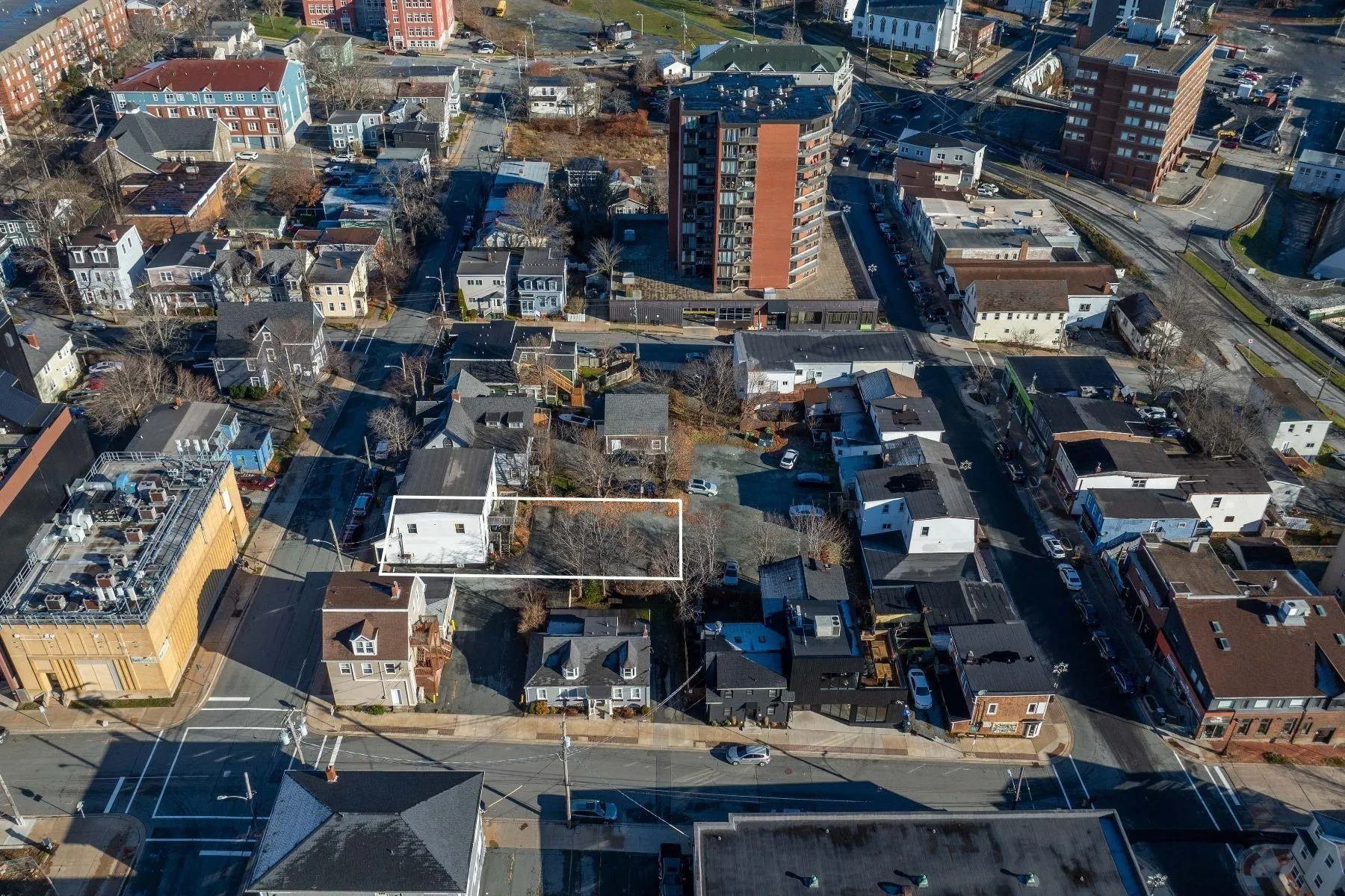58 Queen Street, Dartmouth, NS B2Y 1G3, 3 Bedrooms Bedrooms, ,Residential Income,For Sale,Queen,202522933
