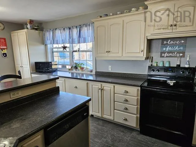 5966 Hwy #3, Shag Harbour, NS B0W 3B0, 4 Bedrooms Bedrooms, ,2 BathroomsBathrooms,Residential,For Sale,Hwy #3,202511351