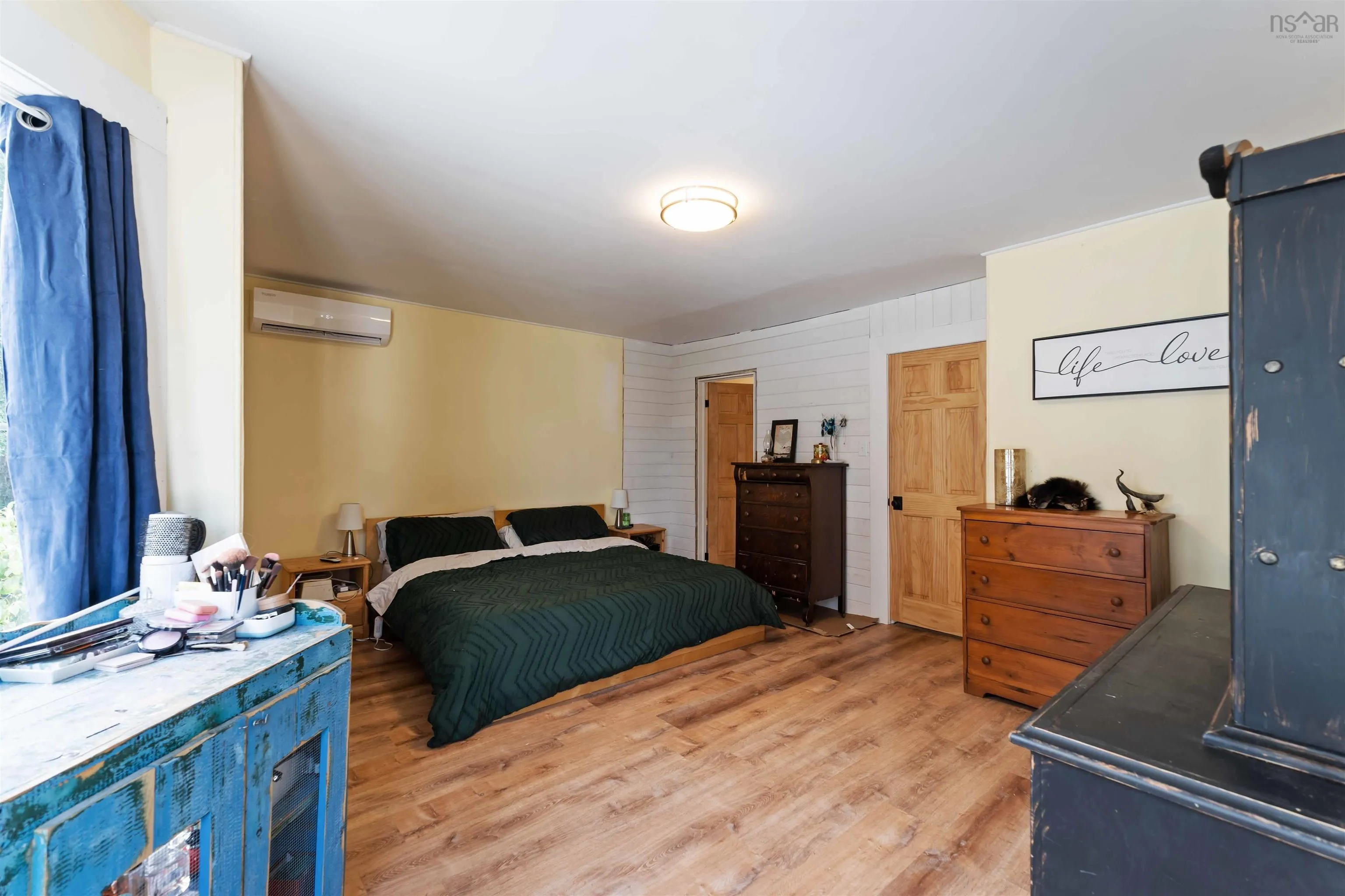 22 Washington Street, Bridgetown, NS B0S 1C0, 6 Bedrooms Bedrooms, ,2 BathroomsBathrooms,Residential,For Sale,Washington,202517527