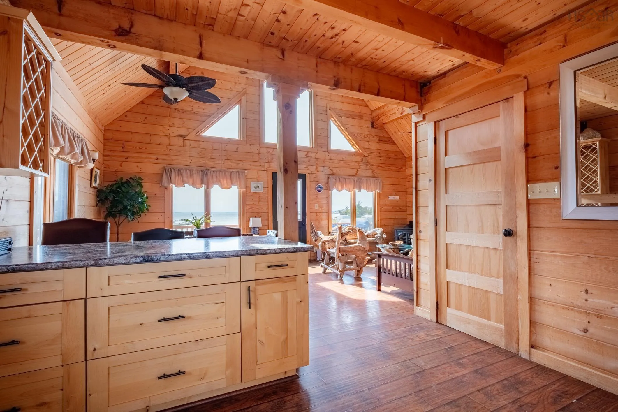 8 Simmons Island, West Dover, NS B3Z 3S4, 2 Bedrooms Bedrooms, ,1 BathroomBathrooms,Residential,For Sale,Simmons,202525545