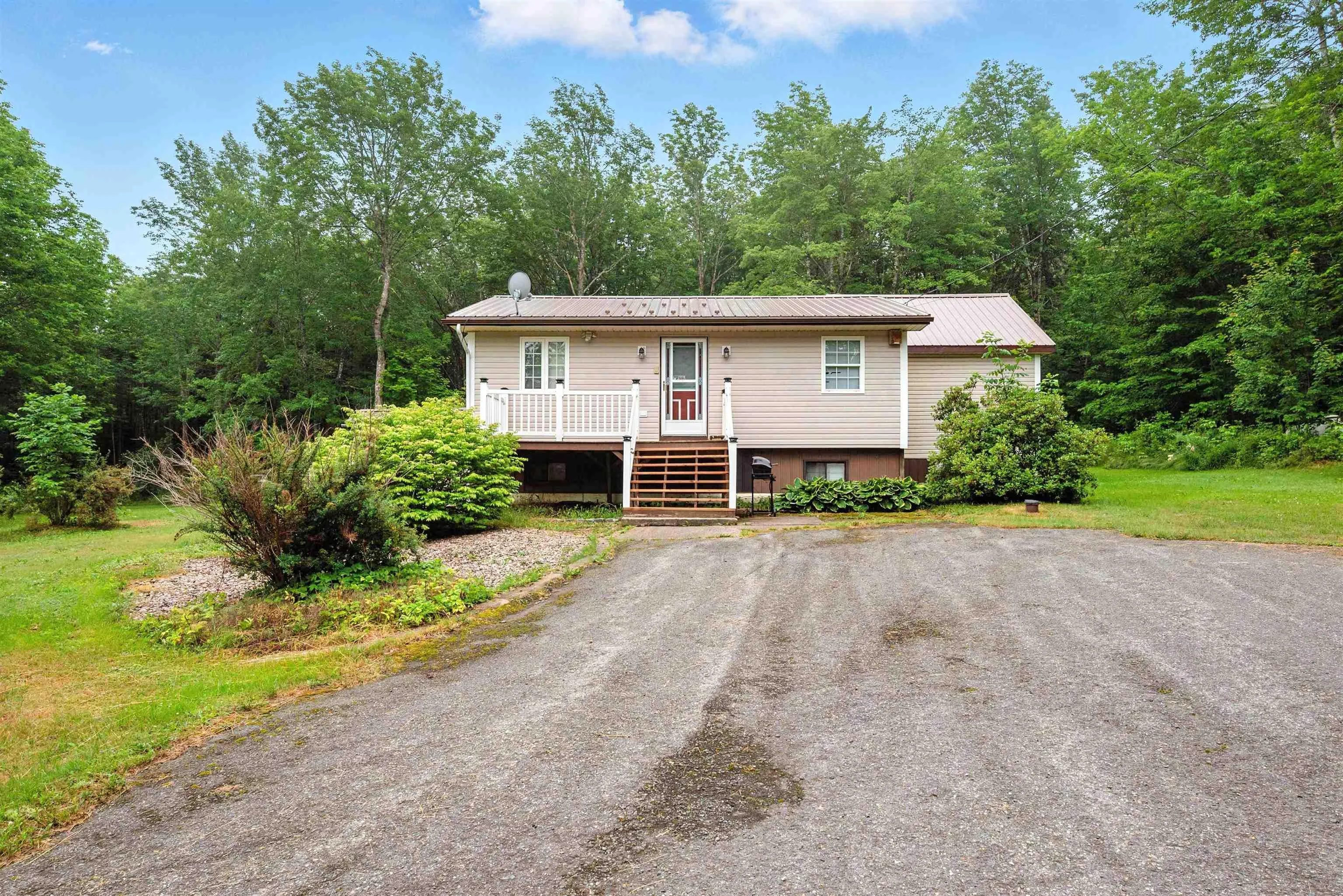 52 North River Road, Lake George, NS B0P 1C0, 3 Bedrooms Bedrooms, ,2 BathroomsBathrooms,Residential,For Sale,North River,202517997