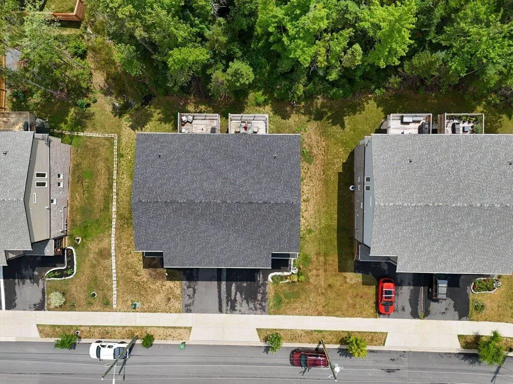 7 Lew Crescent, Lantz, NS B2S 0H9, 3 Bedrooms Bedrooms, ,4 BathroomsBathrooms,Residential,For Sale,Lew,202518725