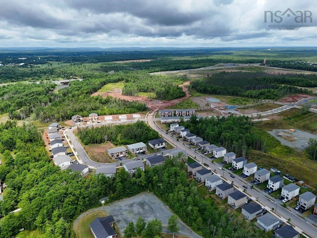 7 Lew Crescent, Lantz, NS B2S 0H9, 3 Bedrooms Bedrooms, ,4 BathroomsBathrooms,Residential,For Sale,Lew,202518725