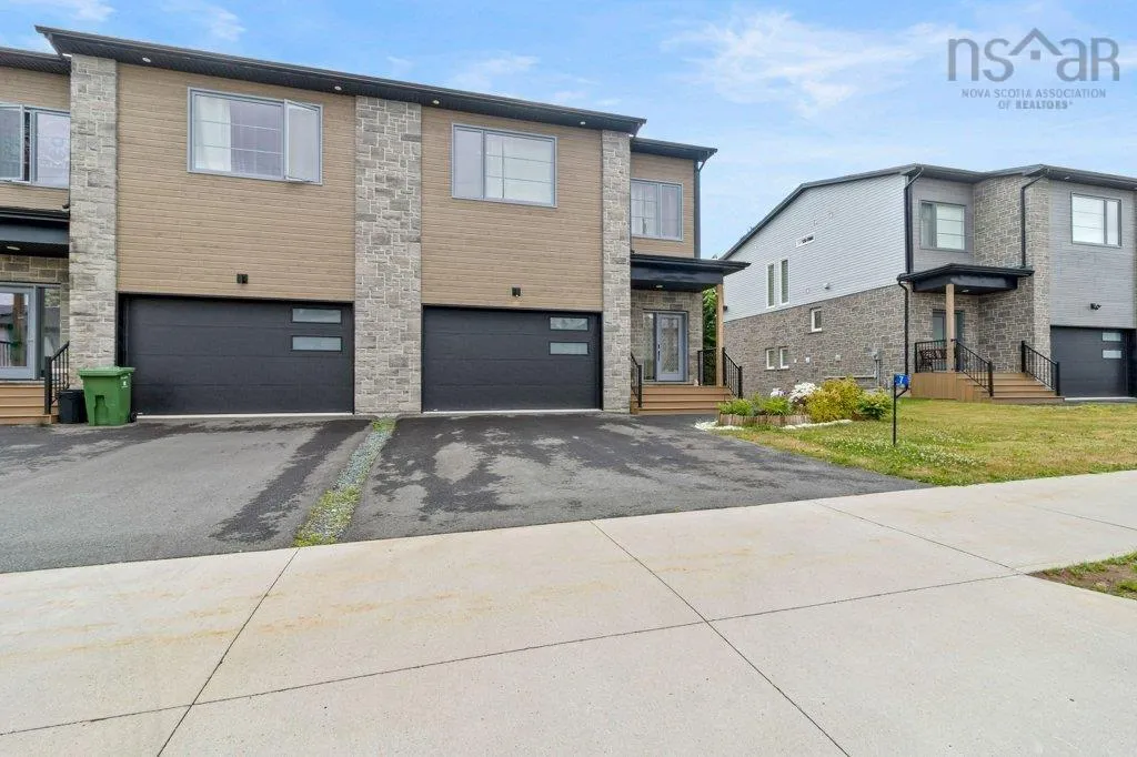 7 Lew Crescent, Lantz, NS B2S 0H9, 3 Bedrooms Bedrooms, ,4 BathroomsBathrooms,Residential,For Sale,Lew,202518725