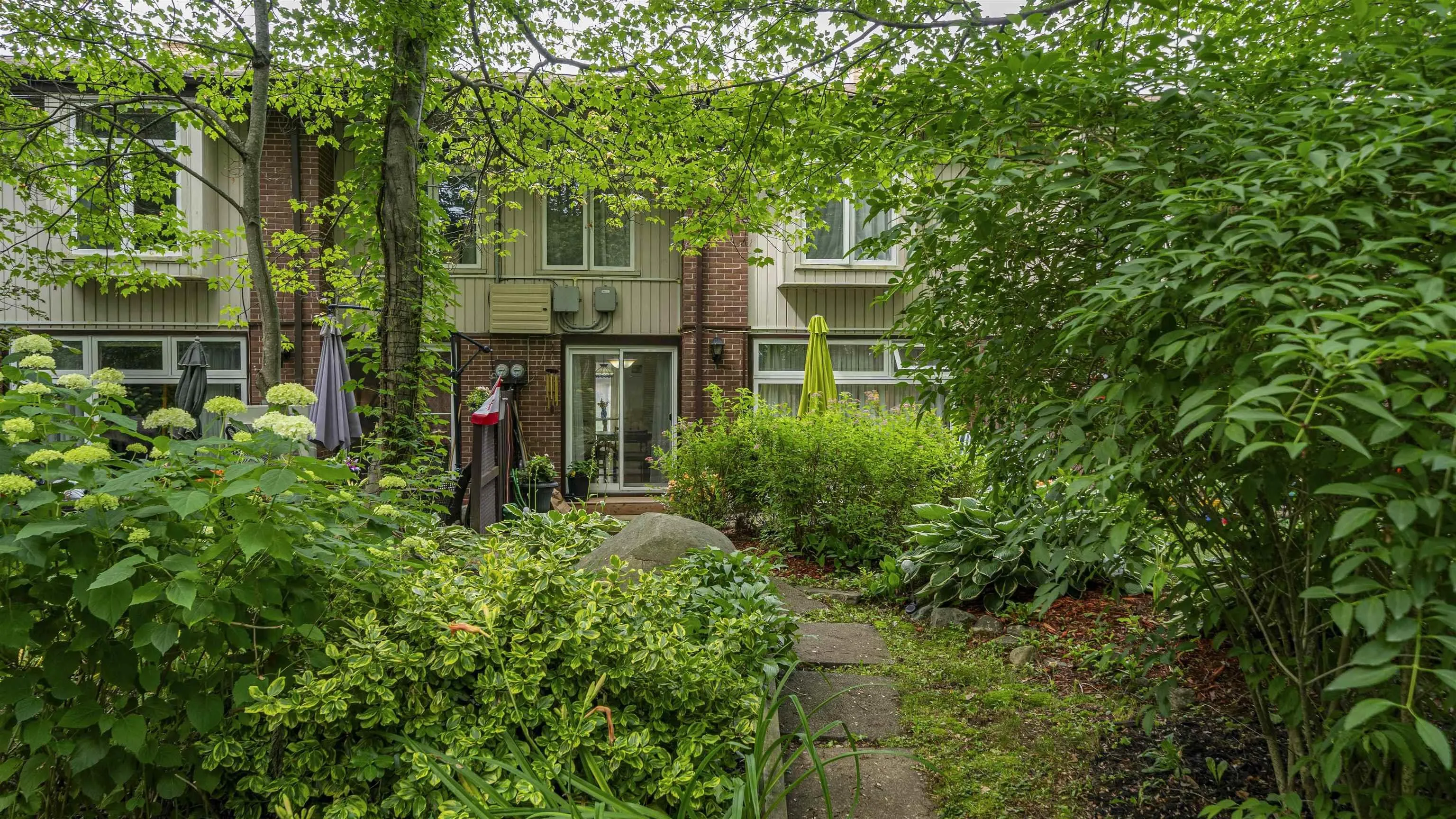 38 Garden Court Terrace, Dartmouth, NS B3A 3S6, 3 Bedrooms Bedrooms, ,2 BathroomsBathrooms,Residential,For Sale,Garden Court Terrace,202517628