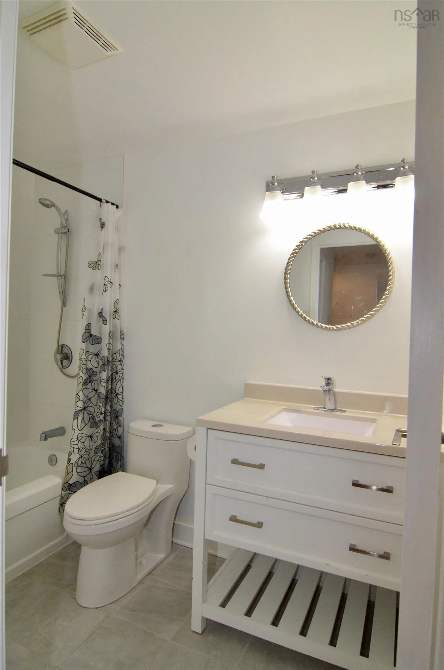 205-7 Jamieson Street, Dartmouth, NS B3A 4L2, 2 Bedrooms Bedrooms, ,1 BathroomBathrooms,Residential,For Sale,Jamieson,202522981