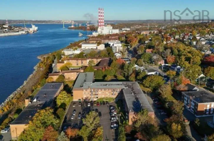205-7 Jamieson Street, Dartmouth, NS B3A 4L2, 2 Bedrooms Bedrooms, ,1 BathroomBathrooms,Residential,For Sale,Jamieson,202522981