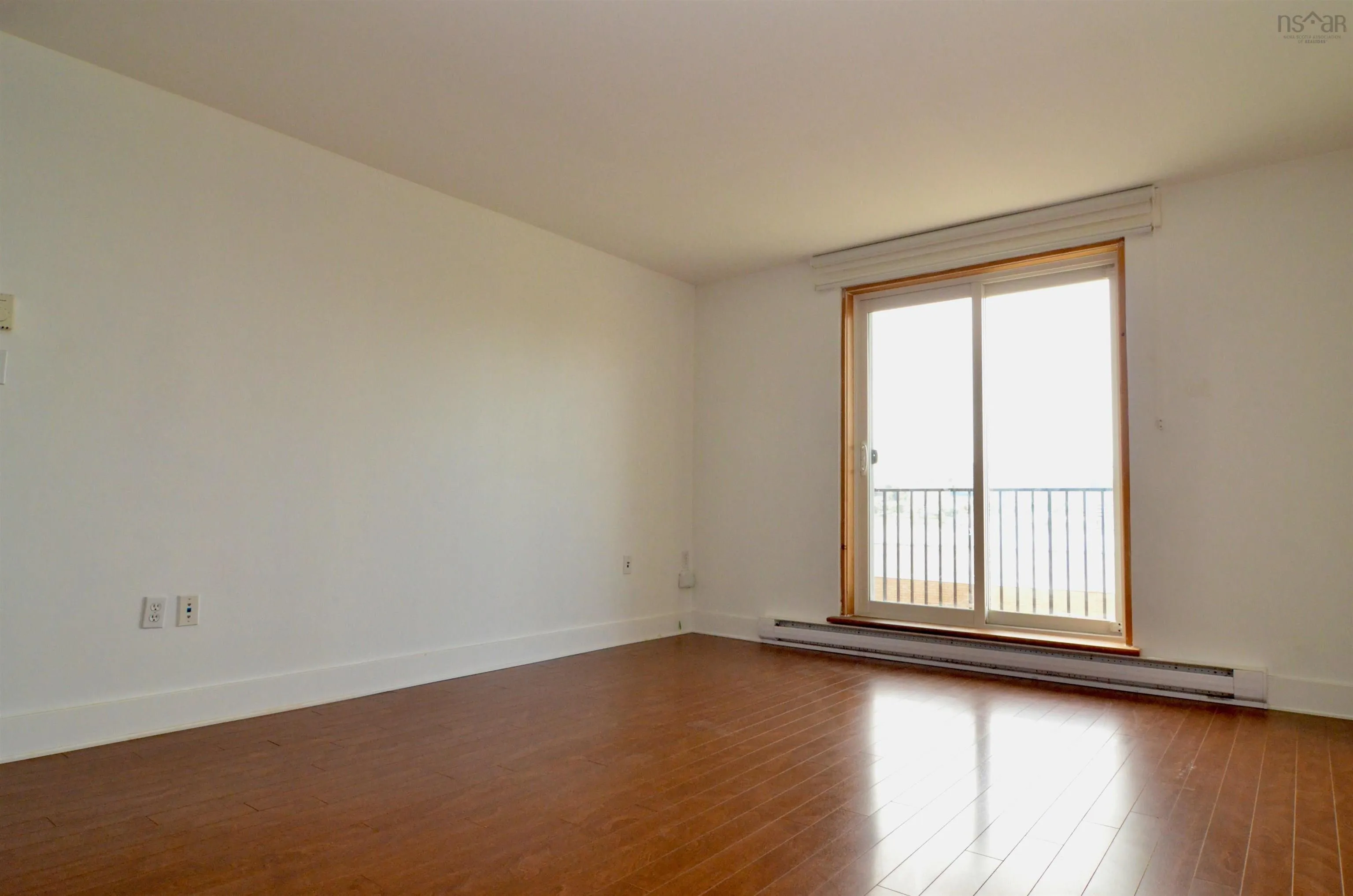 205-7 Jamieson Street, Dartmouth, NS B3A 4L2, 2 Bedrooms Bedrooms, ,1 BathroomBathrooms,Residential,For Sale,Jamieson,202522981