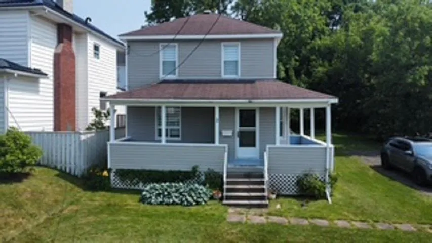 2 Dickey Street, Amherst, NS B4H 2H6, 3 Bedrooms Bedrooms, ,1 BathroomBathrooms,Residential,For Sale,Dickey,202518916