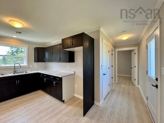 4 Davis Drive, South Uniacke, NS B0N 1Z0, 3 Bedrooms Bedrooms, ,1 BathroomBathrooms,Residential,For Sale,Davis,202517639