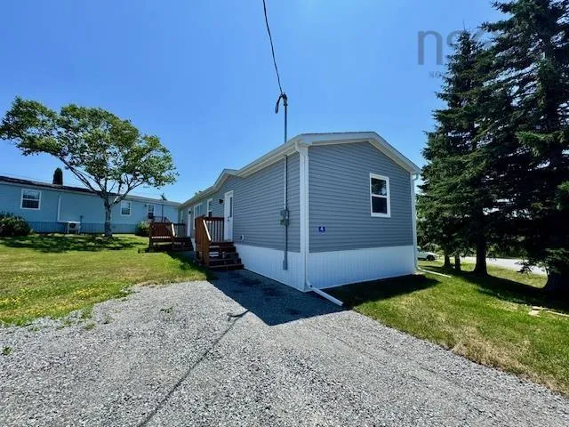 4 Davis Drive, South Uniacke, NS B0N 1Z0, 3 Bedrooms Bedrooms, ,1 BathroomBathrooms,Residential,For Sale,Davis,202517639