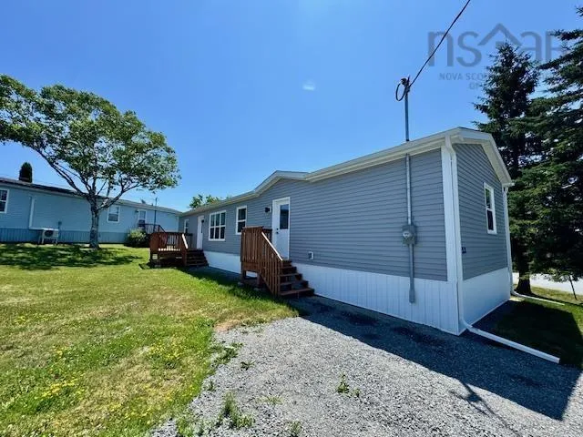 4 Davis Drive, South Uniacke, NS B0N 1Z0, 3 Bedrooms Bedrooms, ,1 BathroomBathrooms,Residential,For Sale,Davis,202517639