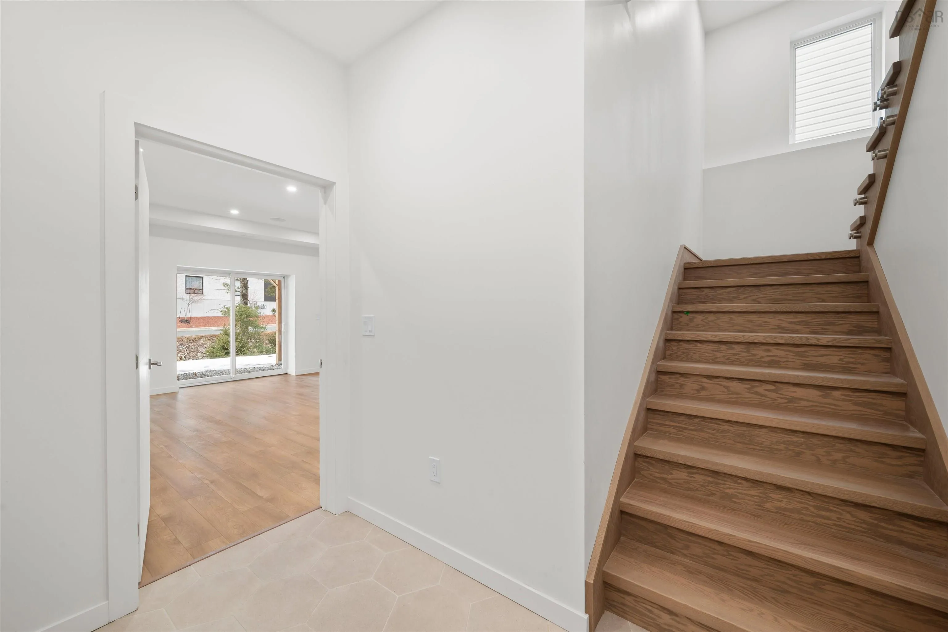 112 Samaa Court, Bedford West Ns B4b 0y4, 5 Bedrooms Bedrooms, ,5 BathroomsBathrooms,Residential,For Sale,Samaa Court,202509371