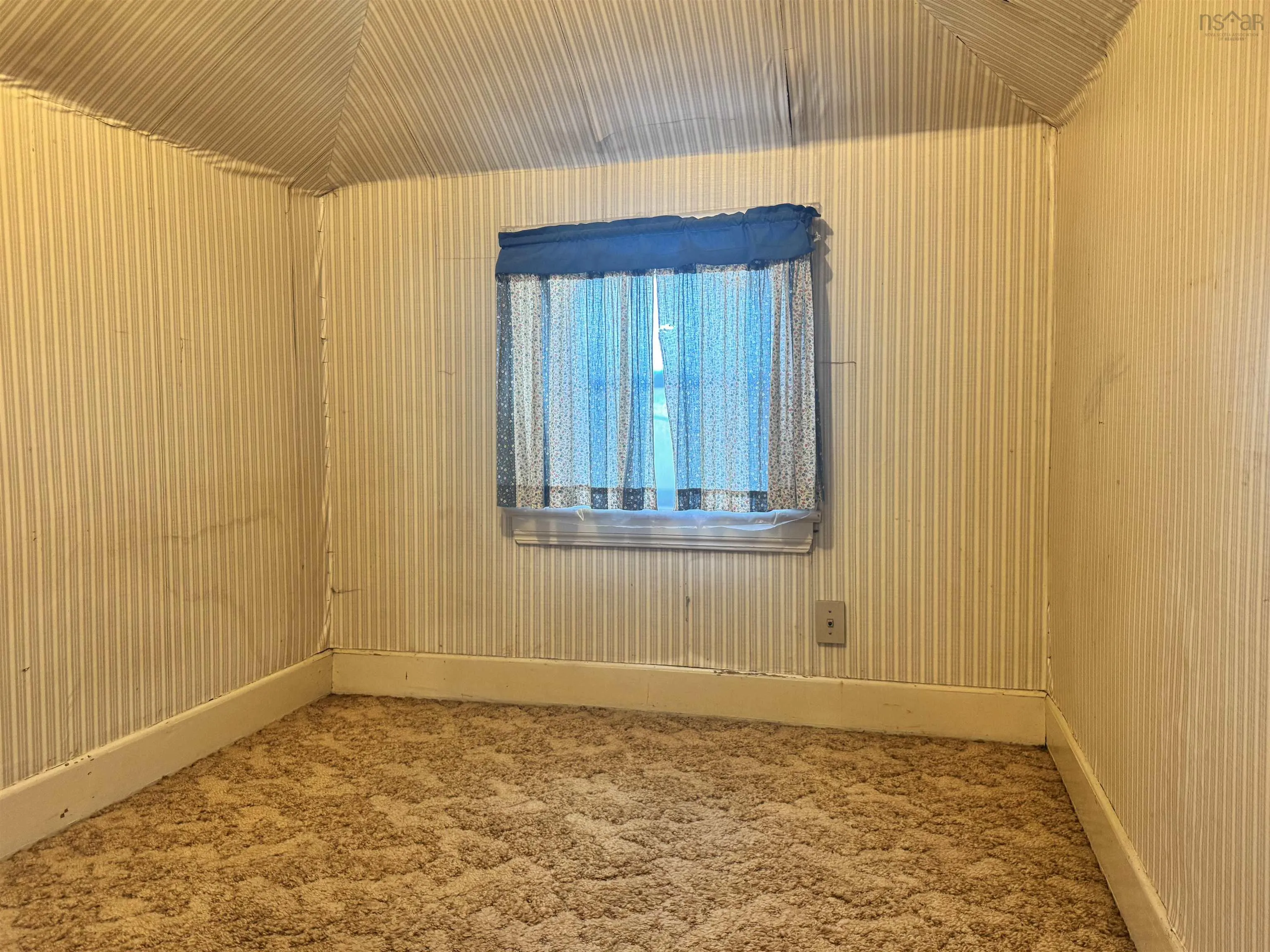 6 Strickland Avenue, Trenton, NS B0K 1X0, 1 Bedroom Bedrooms, ,1 BathroomBathrooms,Residential,For Sale,Strickland,202522572