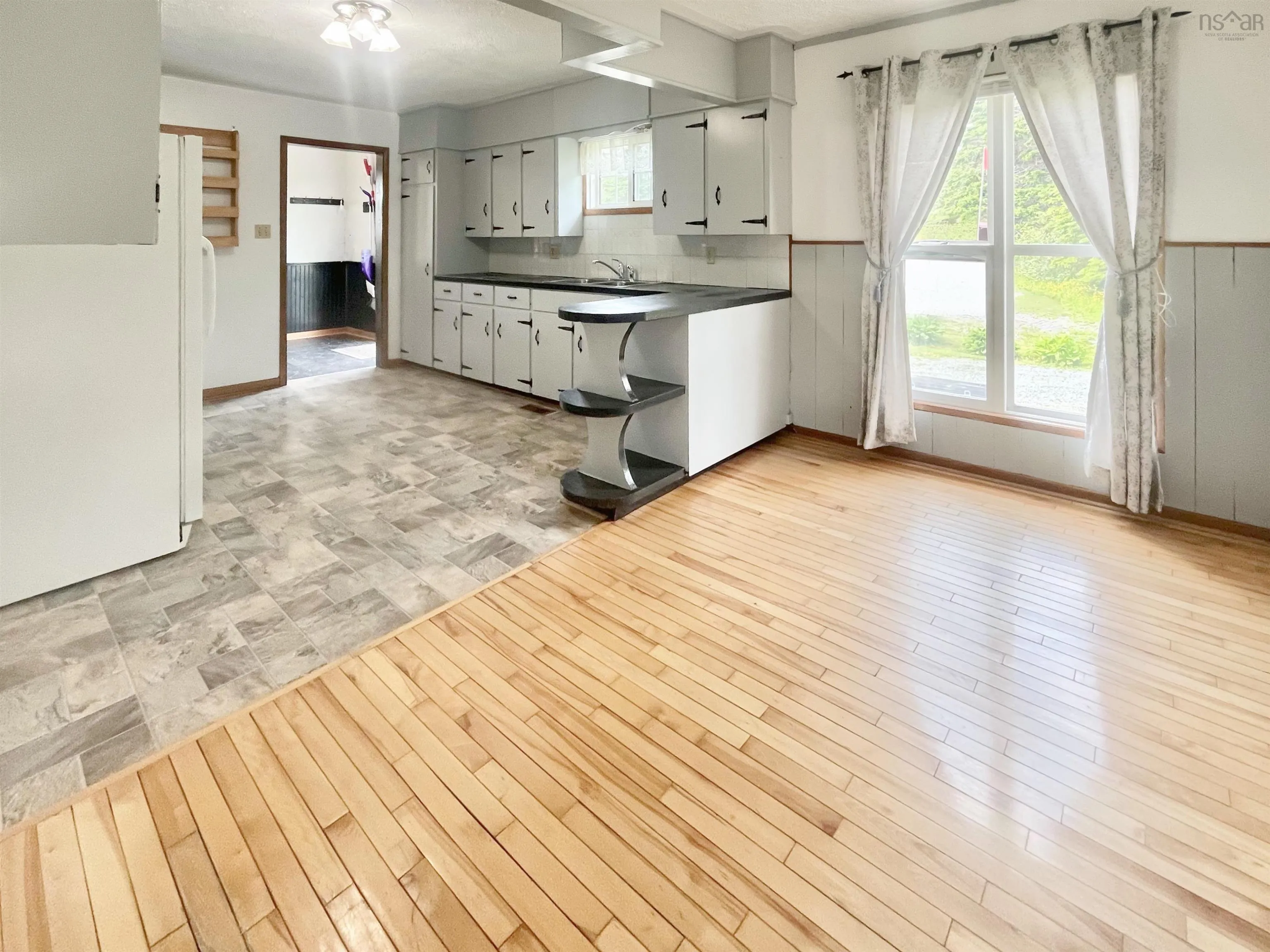96 Landry Lane, Sampsonville, NS B0E 3B0, 3 Bedrooms Bedrooms, ,1 BathroomBathrooms,Residential,For Sale,Landry,202522757