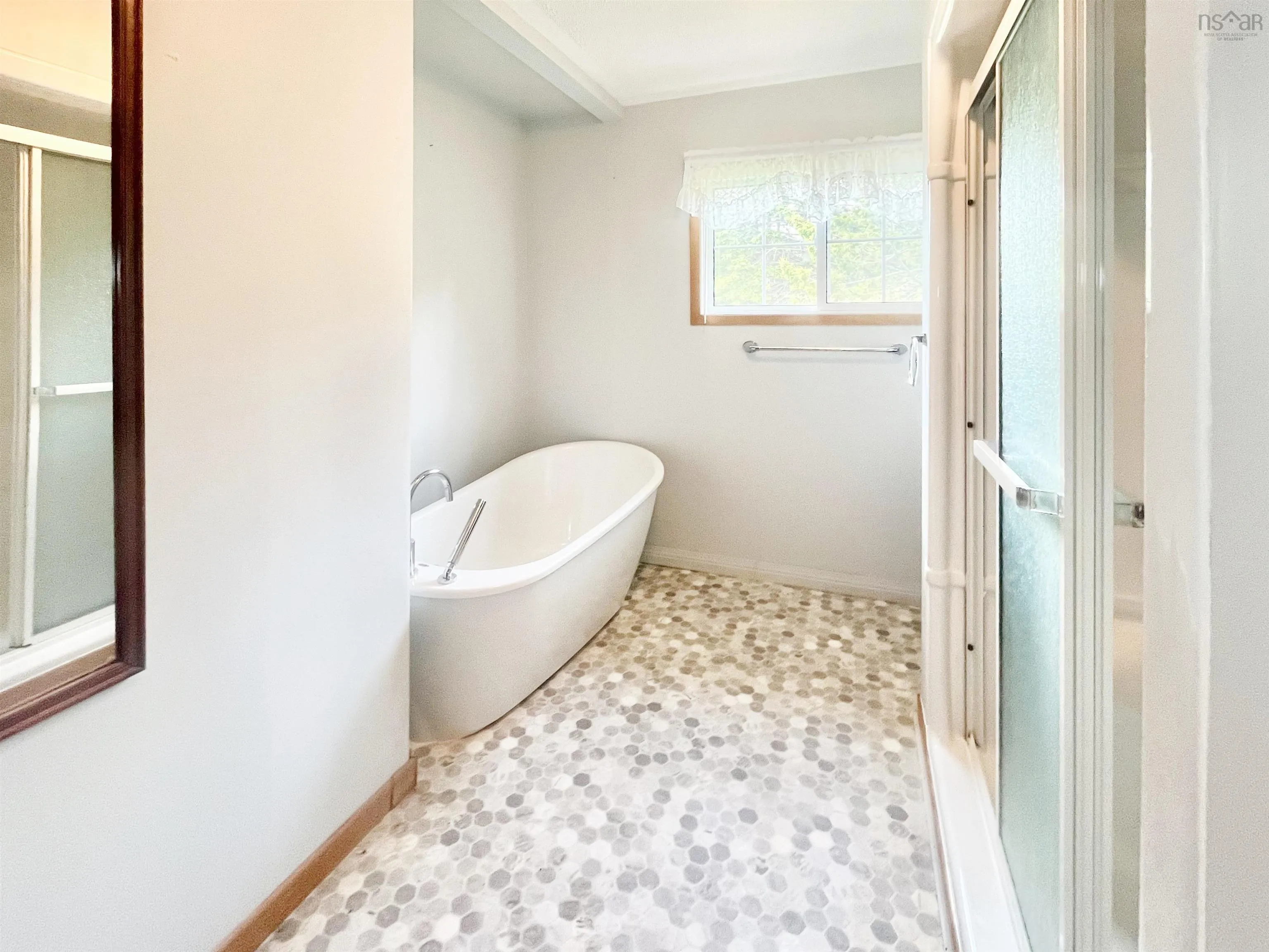 96 Landry Lane, Sampsonville, NS B0E 3B0, 3 Bedrooms Bedrooms, ,1 BathroomBathrooms,Residential,For Sale,Landry,202522757