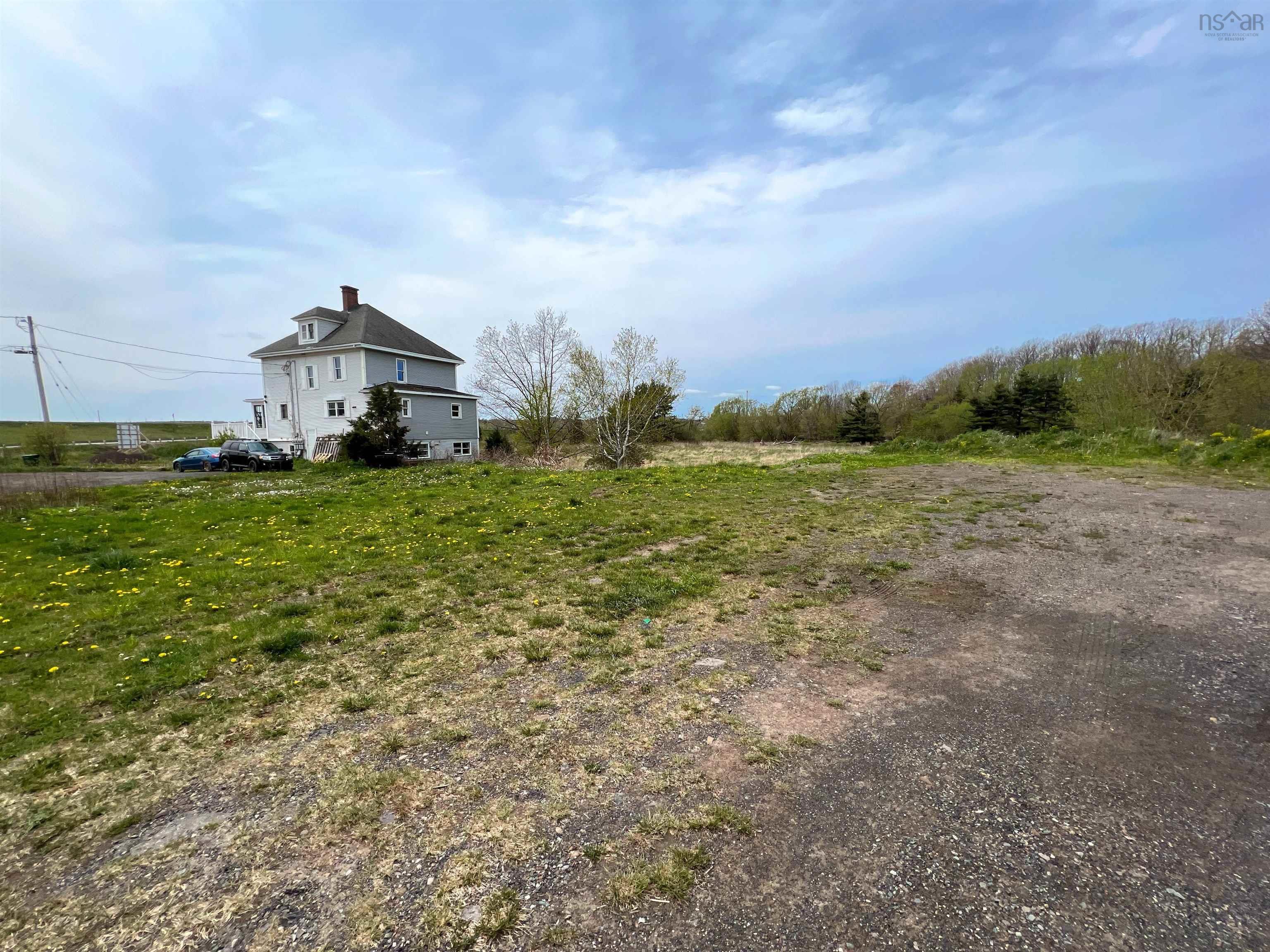 5161 East River Road, Plymouth NS B2H 5C5, 5 Bedrooms Bedrooms, ,Residential Income,For Sale,East River,202300563
