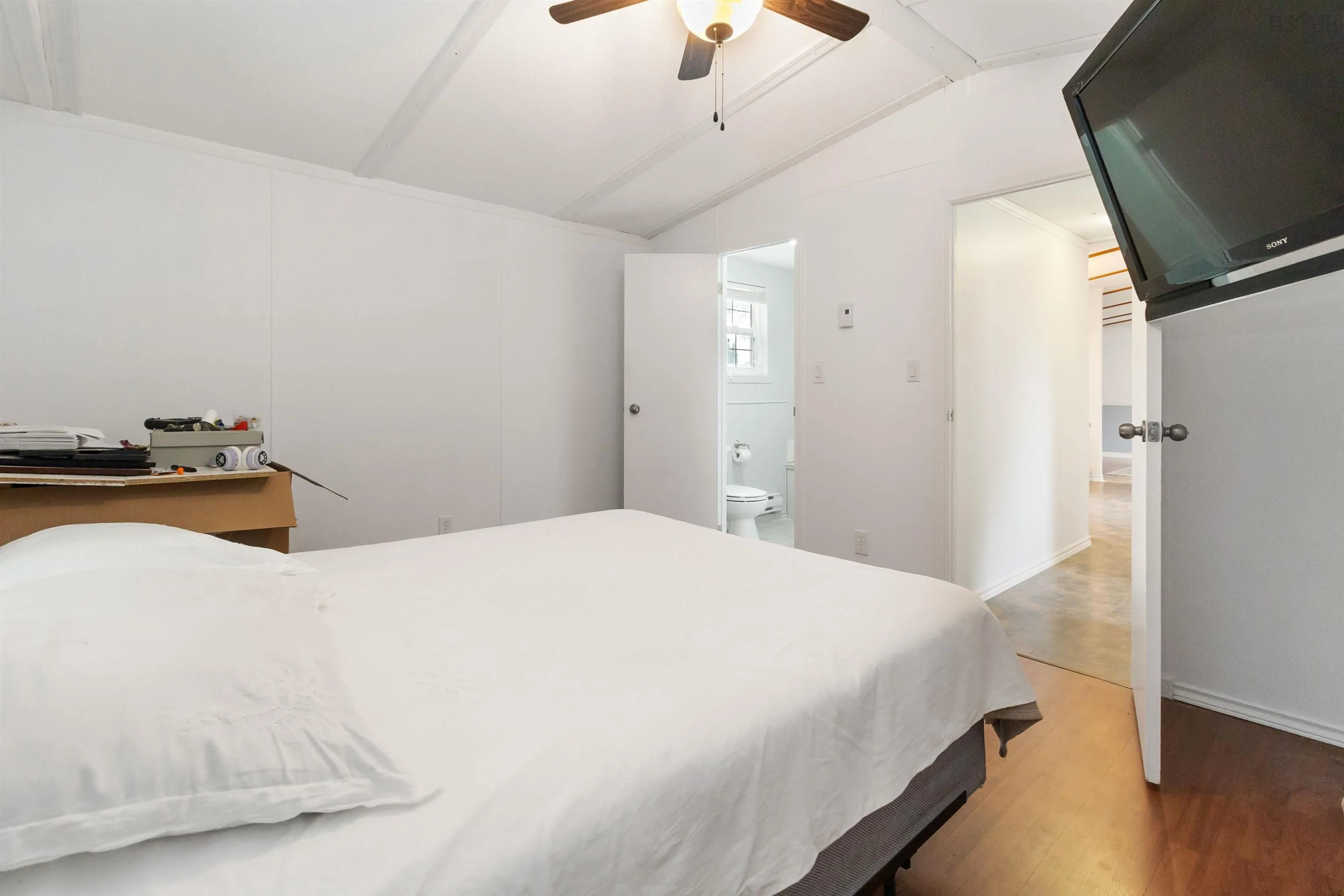 16 Mountain View Drive, Lake Echo, NS B3E 1B5, 3 Bedrooms Bedrooms, ,2 BathroomsBathrooms,Residential,For Sale,Mountain View,202522814