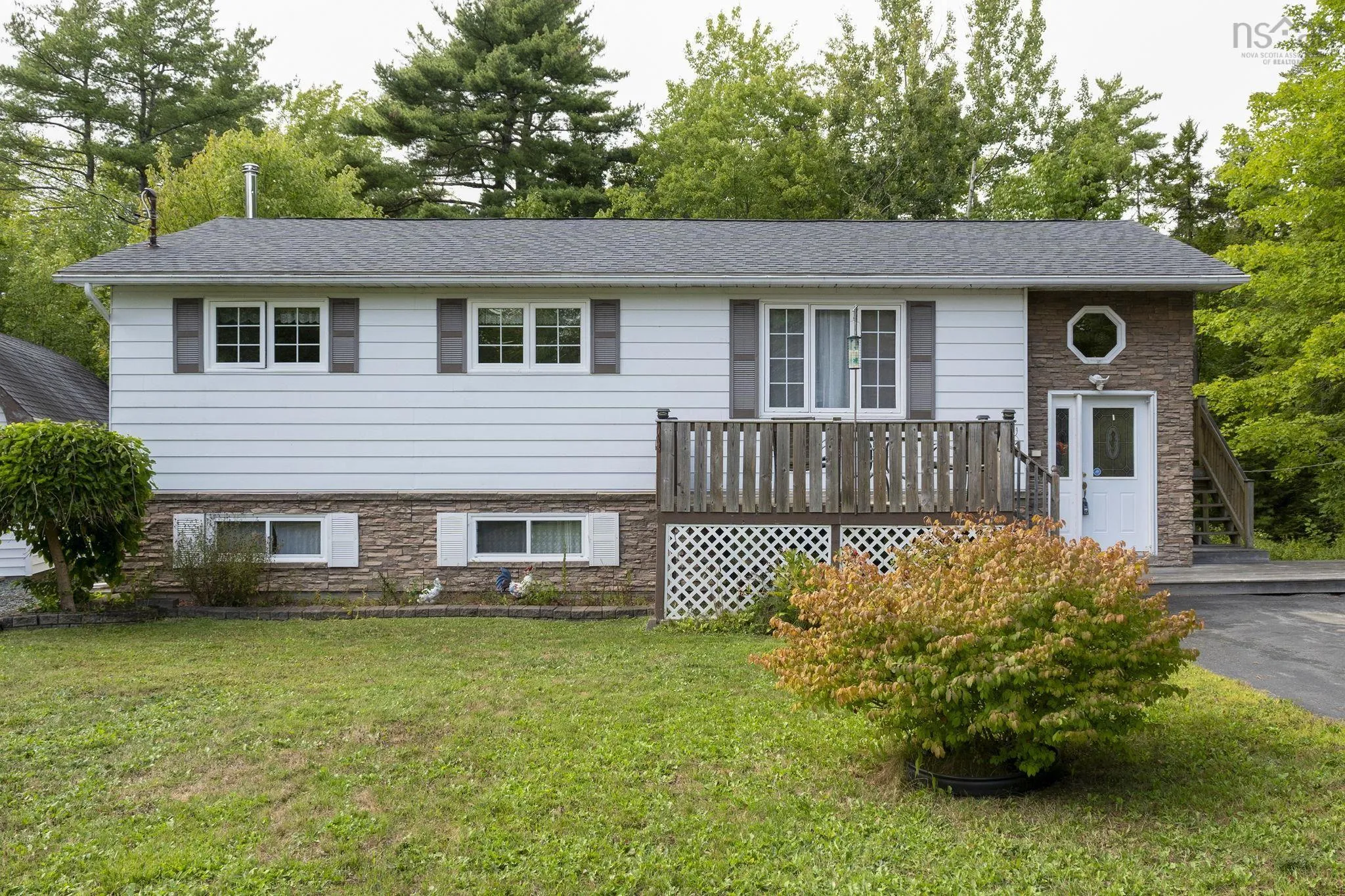 61 Pine Oak Drive, Wellington, NS B2T 1J4, 3 Bedrooms Bedrooms, ,1 BathroomBathrooms,Residential,For Sale,Pine Oak,202522722