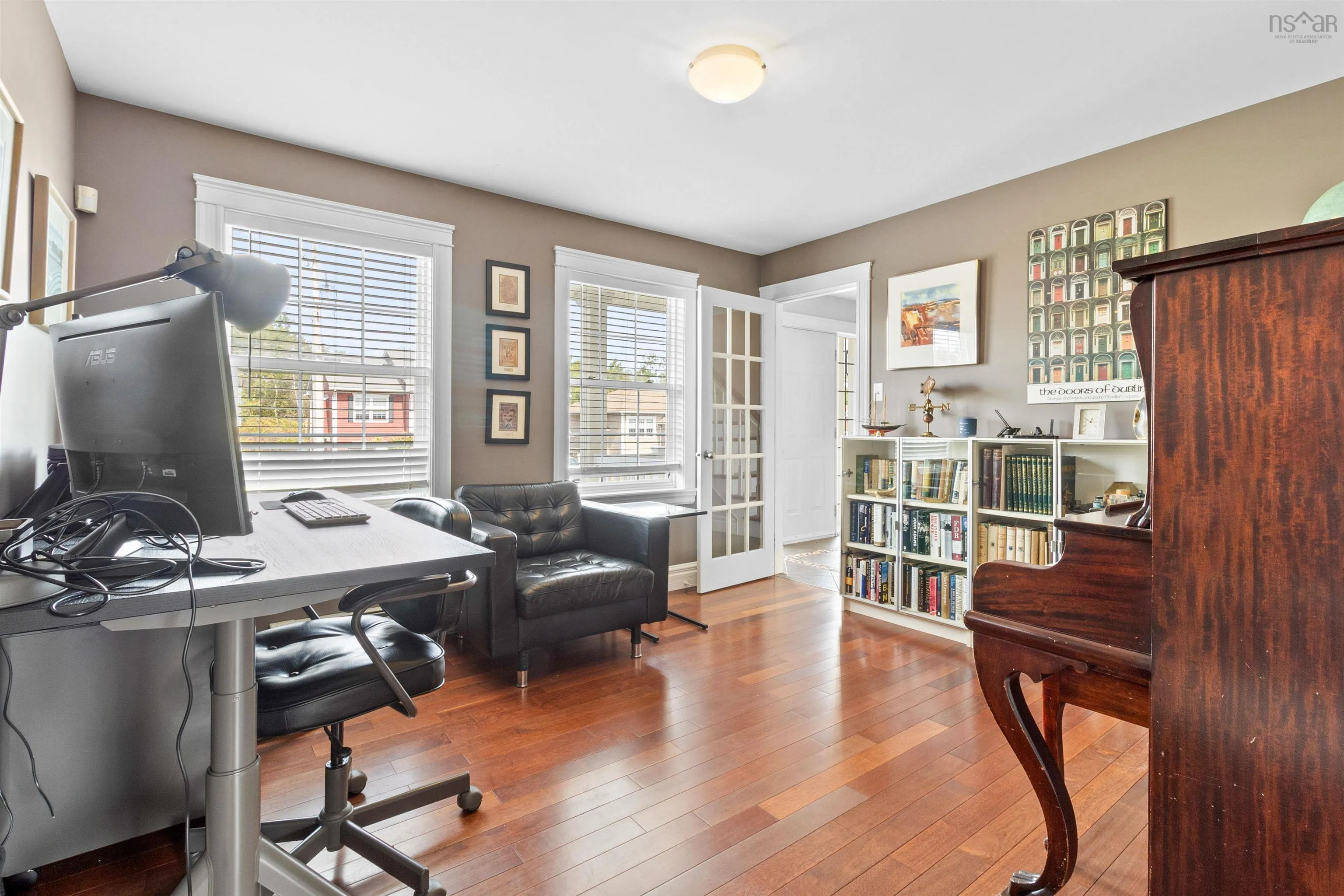 60 Shaffleburg Run, Bedford, NS B4A 4L5, 5 Bedrooms Bedrooms, ,4 BathroomsBathrooms,Residential,For Sale,Shaffleburg,202523065