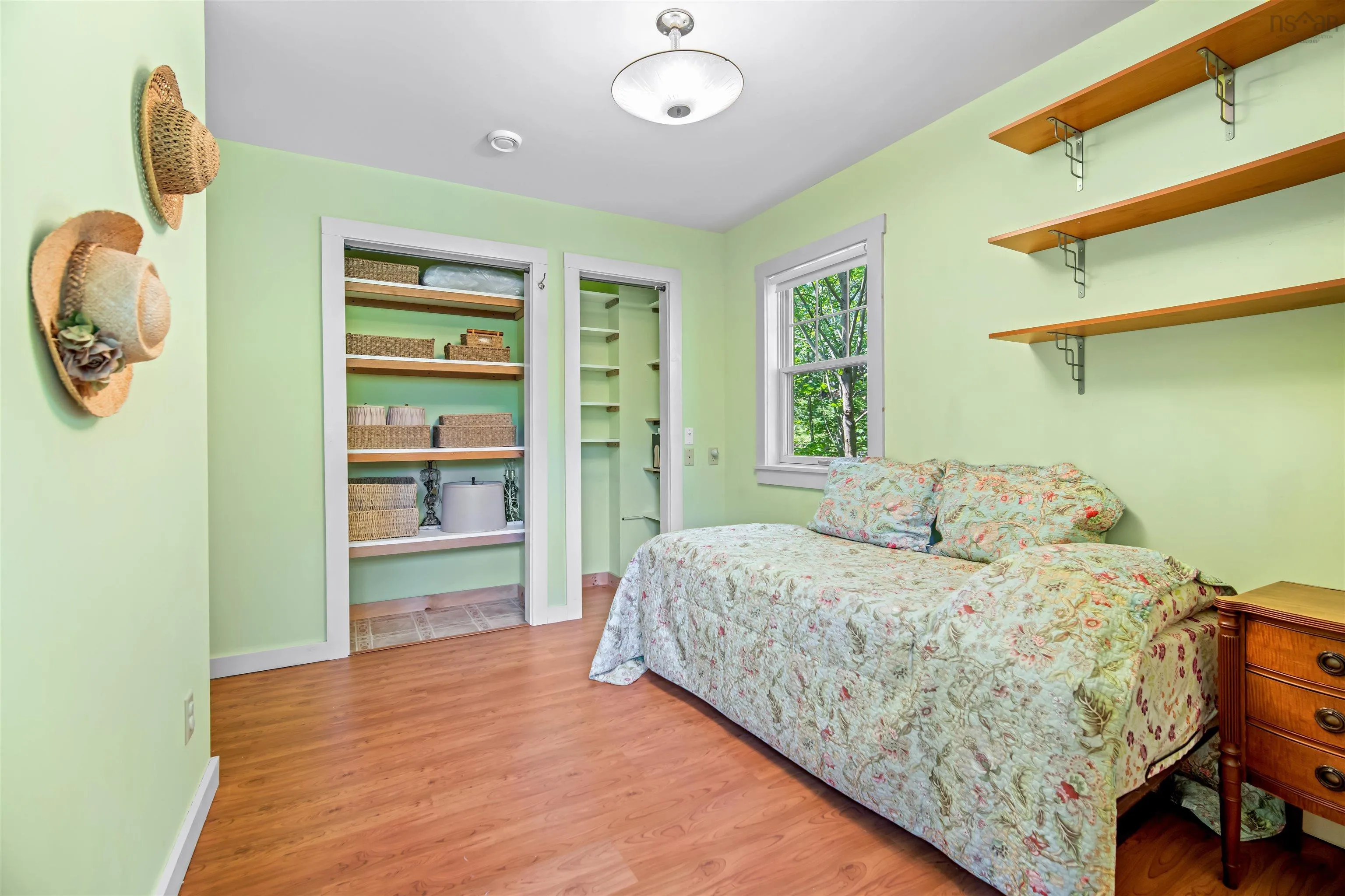 24 Hamshaw Drive, Halifax, NS B3M 2H1, 4 Bedrooms Bedrooms, ,2 BathroomsBathrooms,Residential,For Sale,Hamshaw,202519410