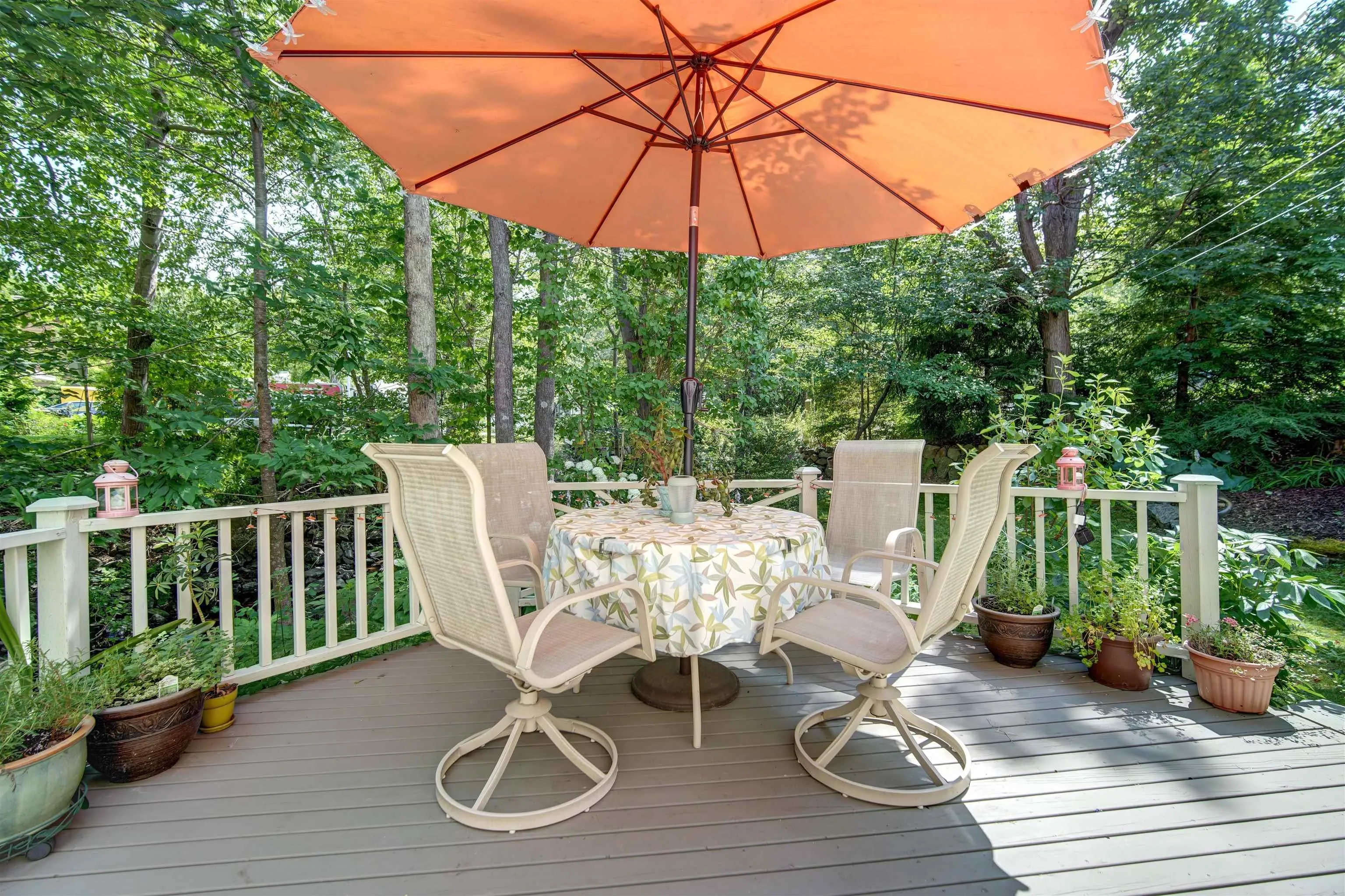 24 Hamshaw Drive, Halifax, NS B3M 2H1, 4 Bedrooms Bedrooms, ,2 BathroomsBathrooms,Residential,For Sale,Hamshaw,202519410
