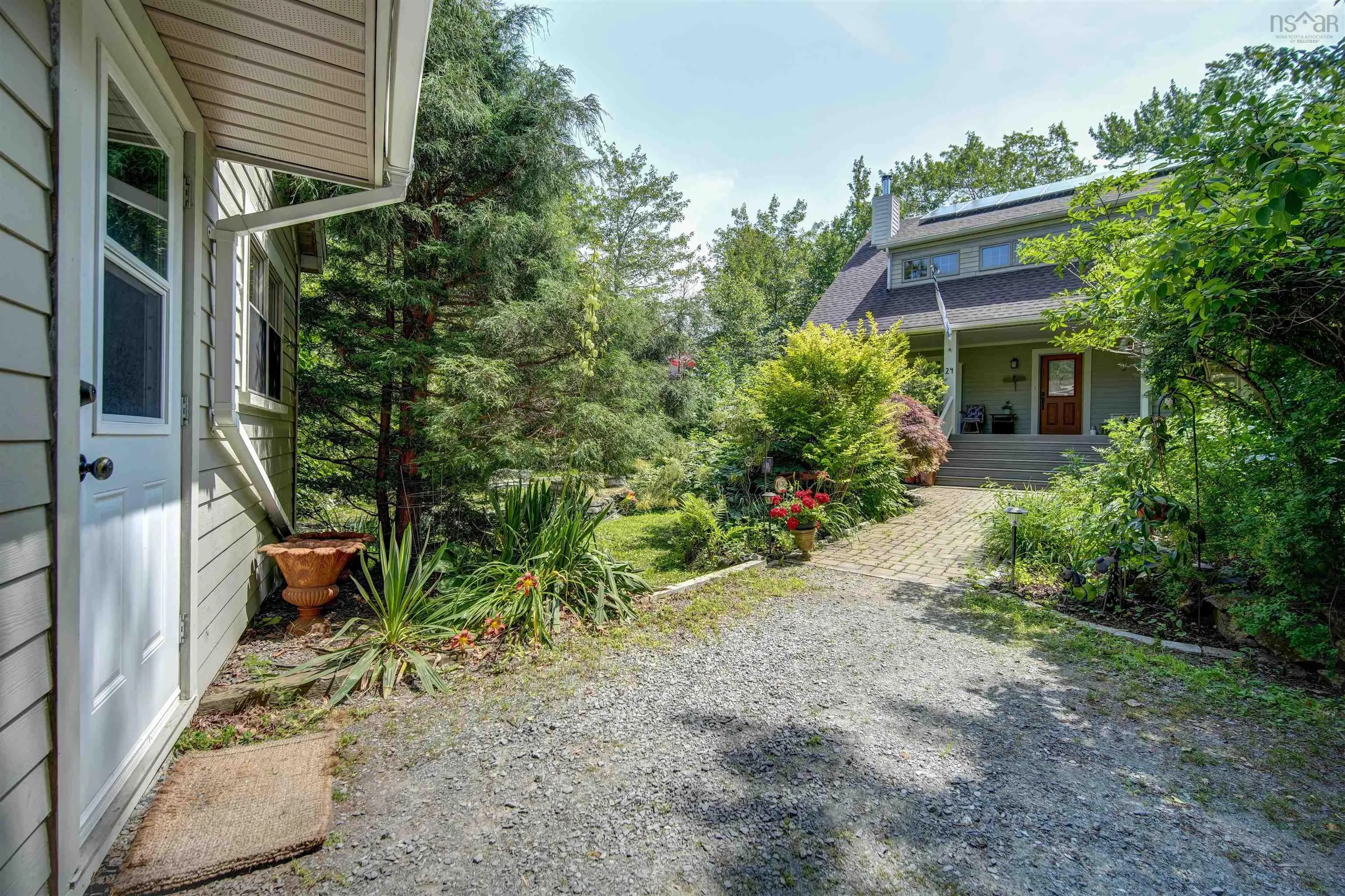 24 Hamshaw Drive, Halifax, NS B3M 2H1, 4 Bedrooms Bedrooms, ,2 BathroomsBathrooms,Residential,For Sale,Hamshaw,202519410