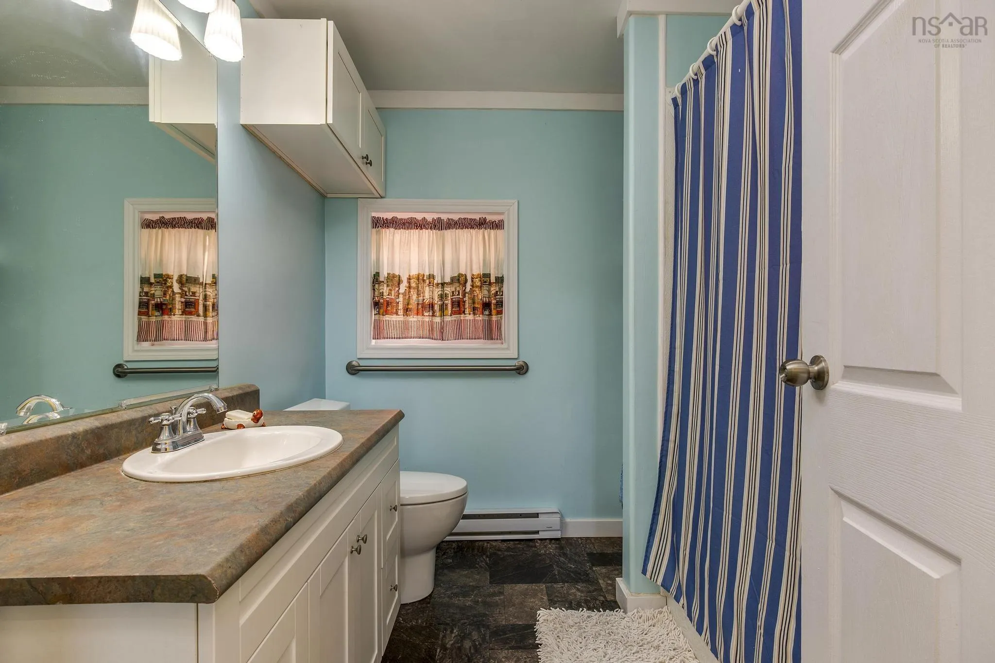 166 Hillside Drive, Boutiliers Point, NS B3Z 1W8, 2 Bedrooms Bedrooms, ,1 BathroomBathrooms,Residential,For Sale,Hillside,202521594