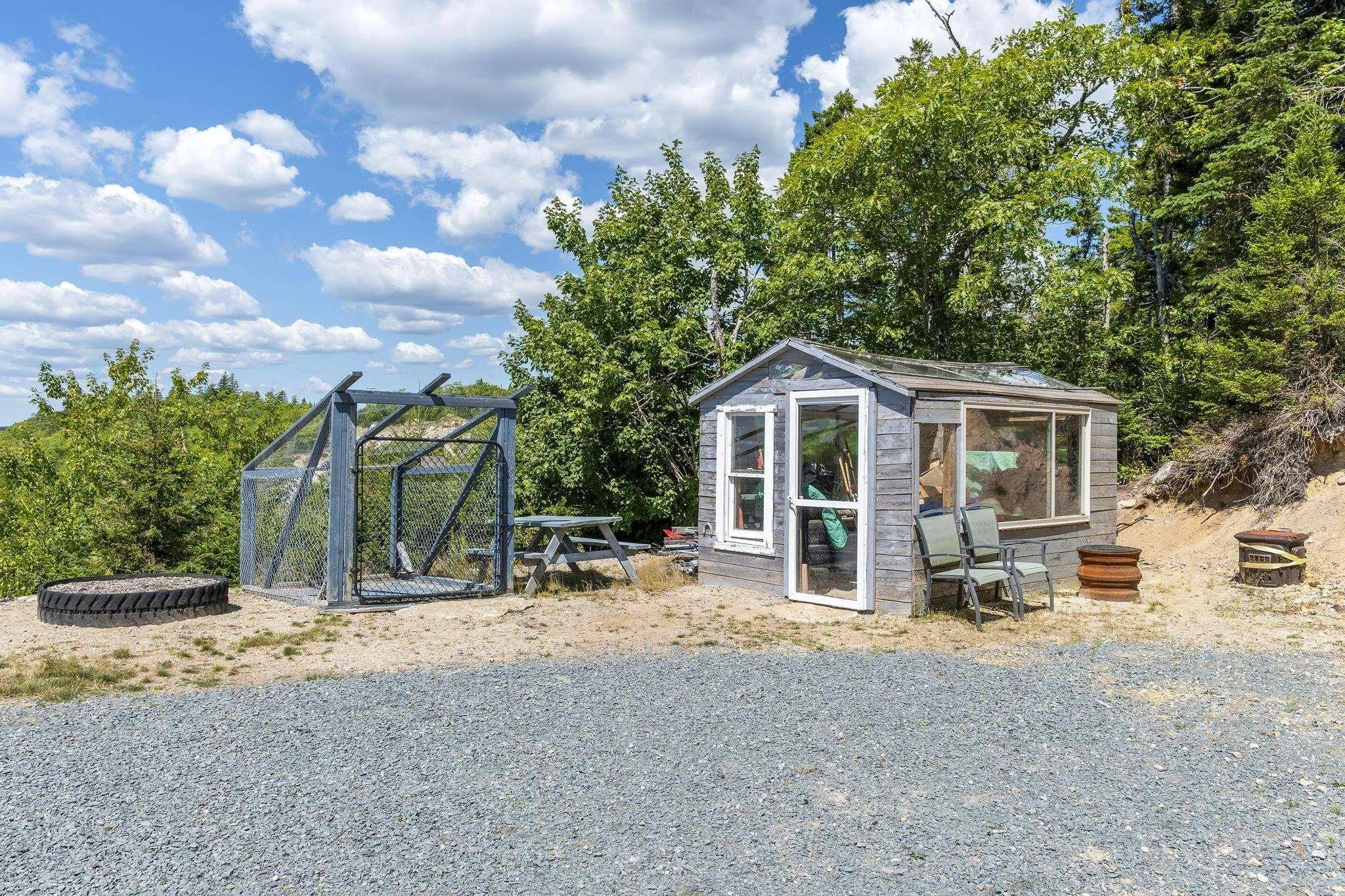 166 Hillside Drive, Boutiliers Point, NS B3Z 1W8, 2 Bedrooms Bedrooms, ,1 BathroomBathrooms,Residential,For Sale,Hillside,202521594