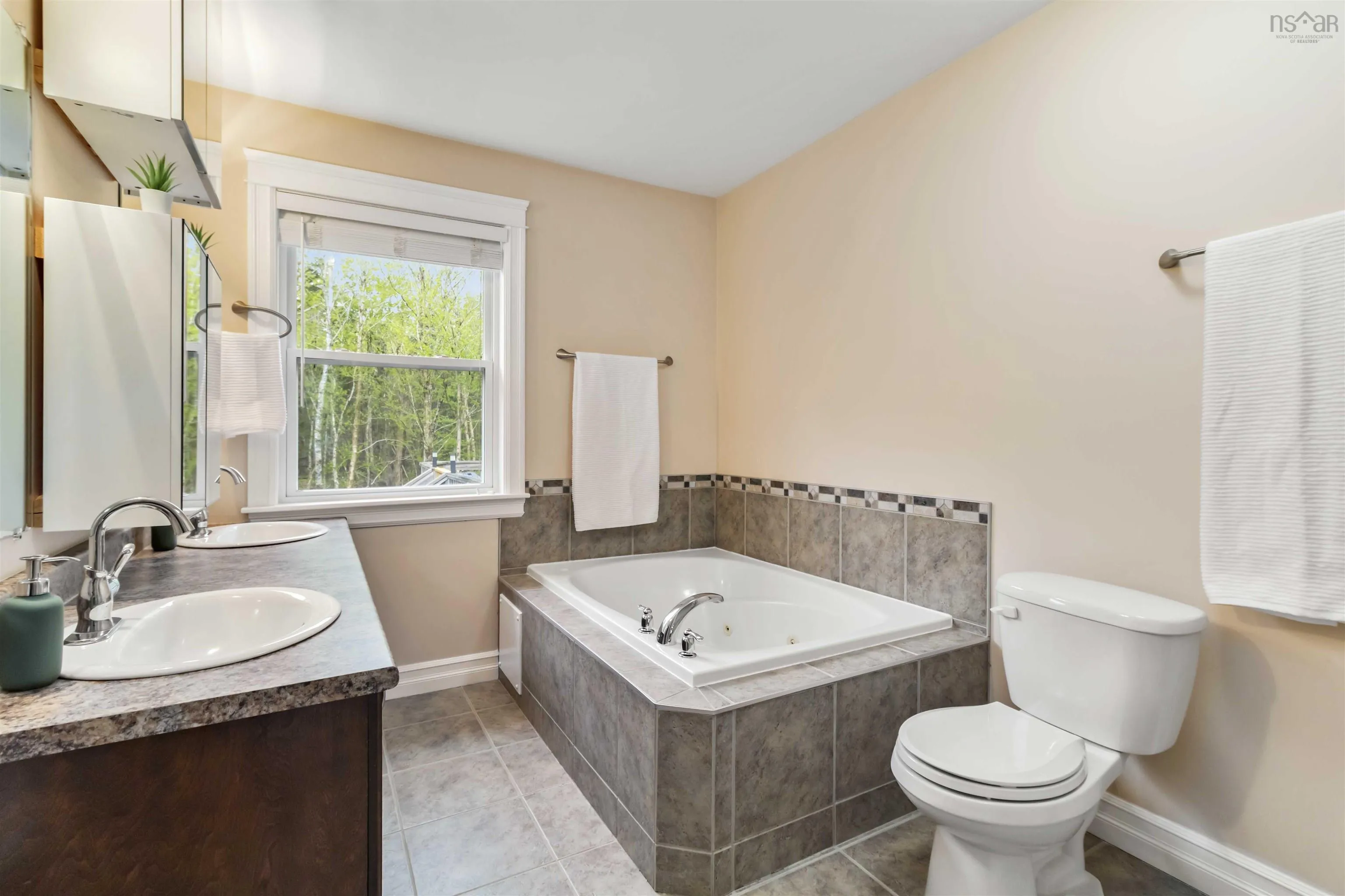 130 Tomahawk Run, Hammonds Plains, NS B4B 1Z5, 4 Bedrooms Bedrooms, ,2 BathroomsBathrooms,Residential,For Sale,Tomahawk,202511940